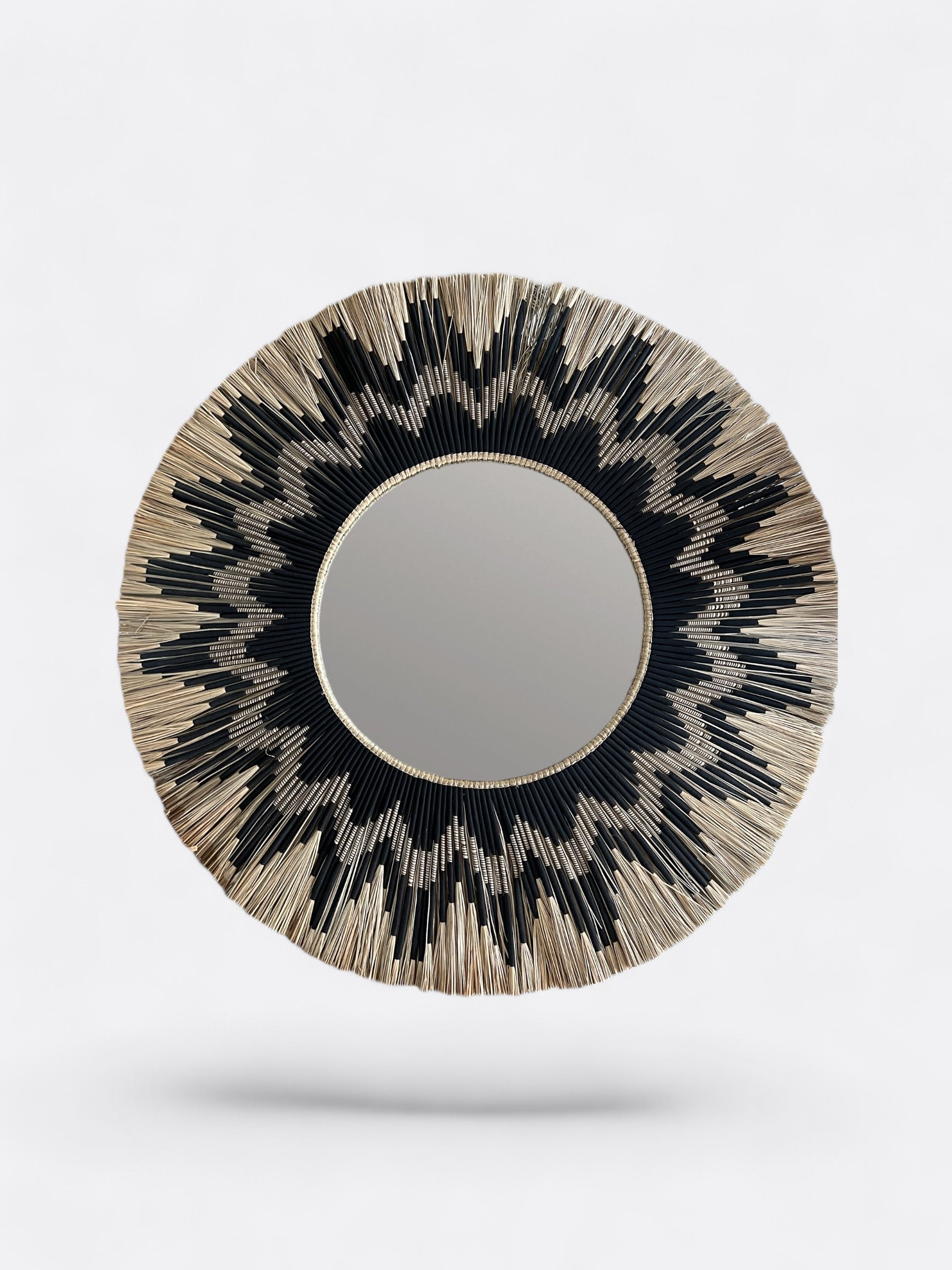 Grand miroir rond balinais en roseau - Rahayu