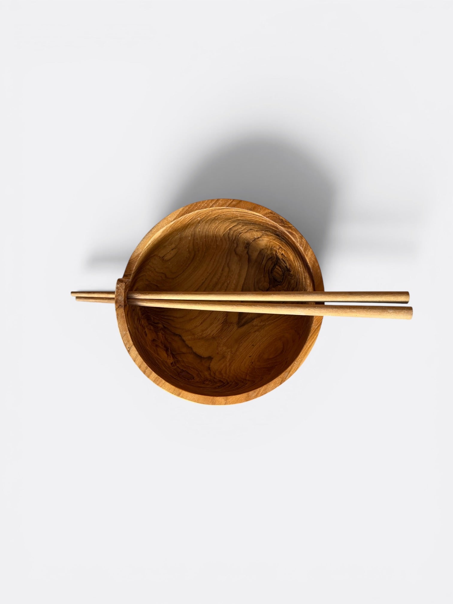 Bol en teck naturel avec baguettes