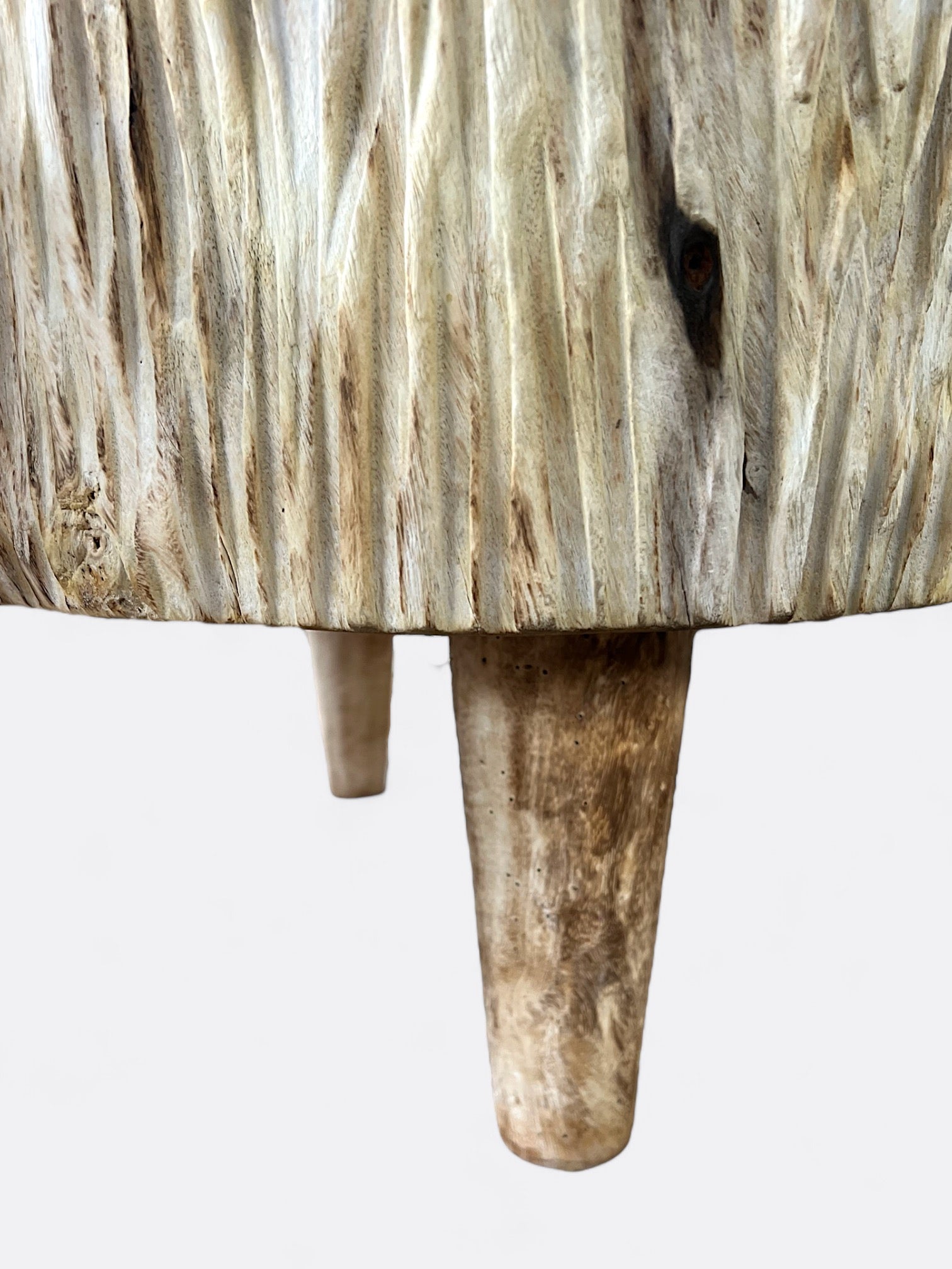 Table basse en Bois de manguier sculpté - Tresna