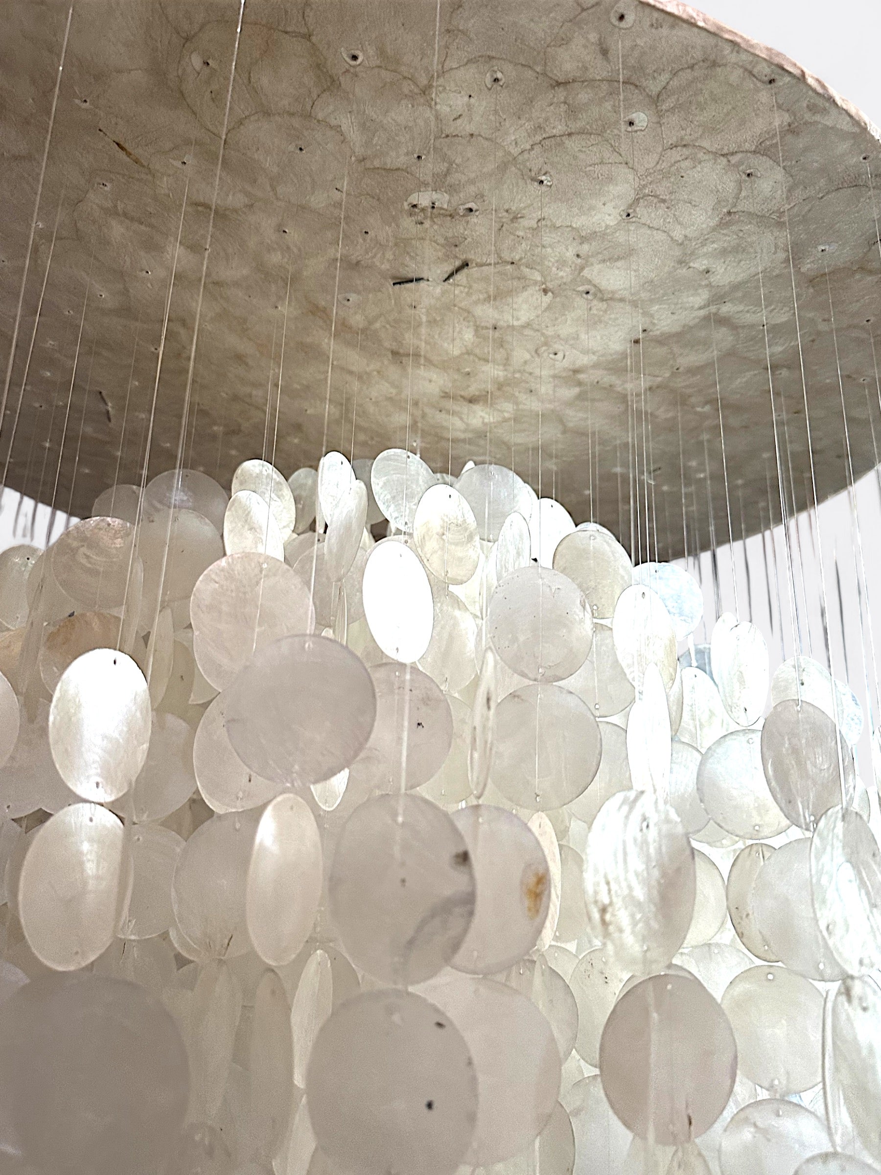 Le Grand lustre en nacre