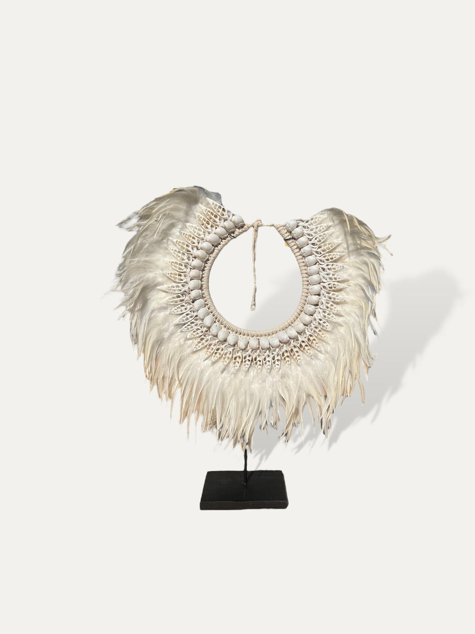 Collier en plumes et coquillages - Glory Cokoha