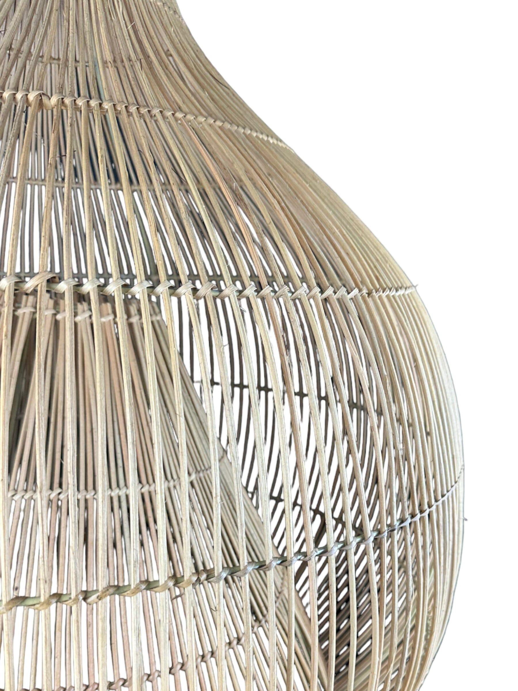 suspension en rotin artisanale - Lueur tropicale COKOHA