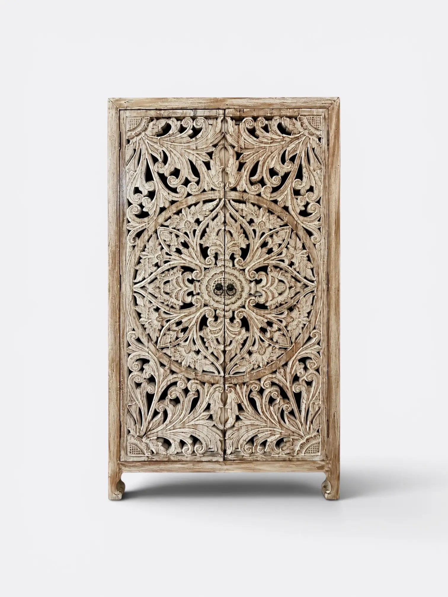 Armoire artisanale en teck sculpté – Kayi