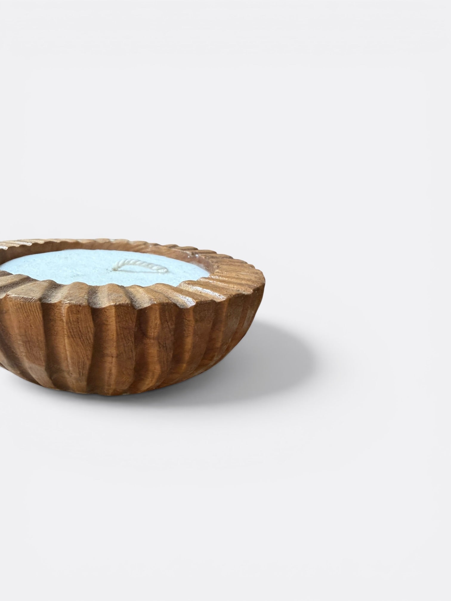 Bougie artisanale en bois de teck – Sayan