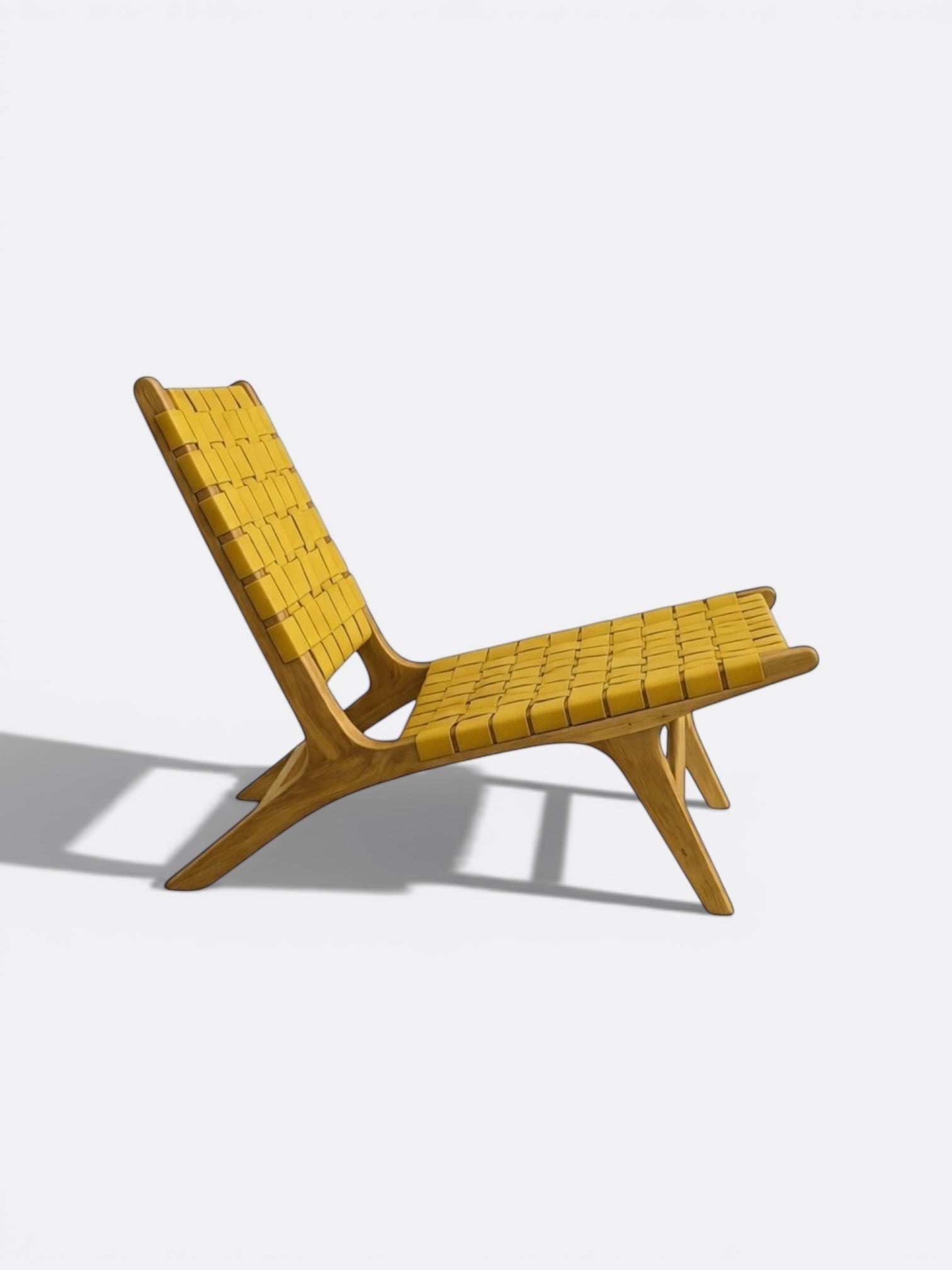 Chaise basse Sina jaune - vue de côté