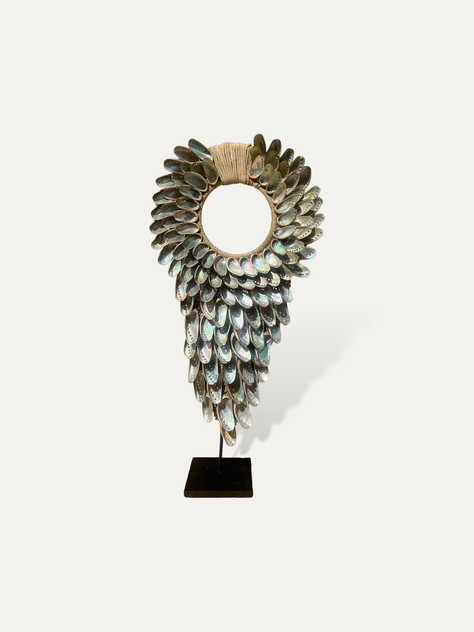 Grand collier en coquillages - Le grand collier Kerang Cokoha