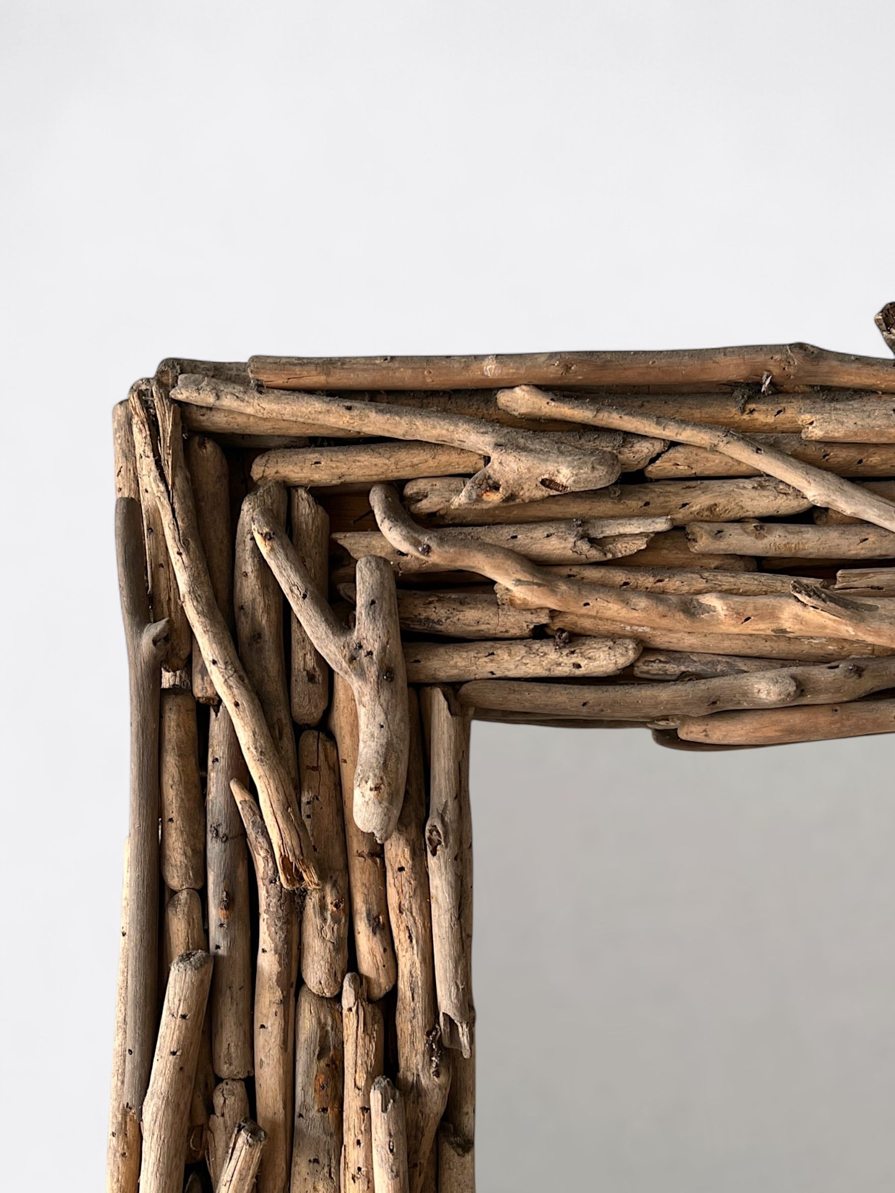 Grand miroir rectangulaire artisanal en bois flotté – Minum XL