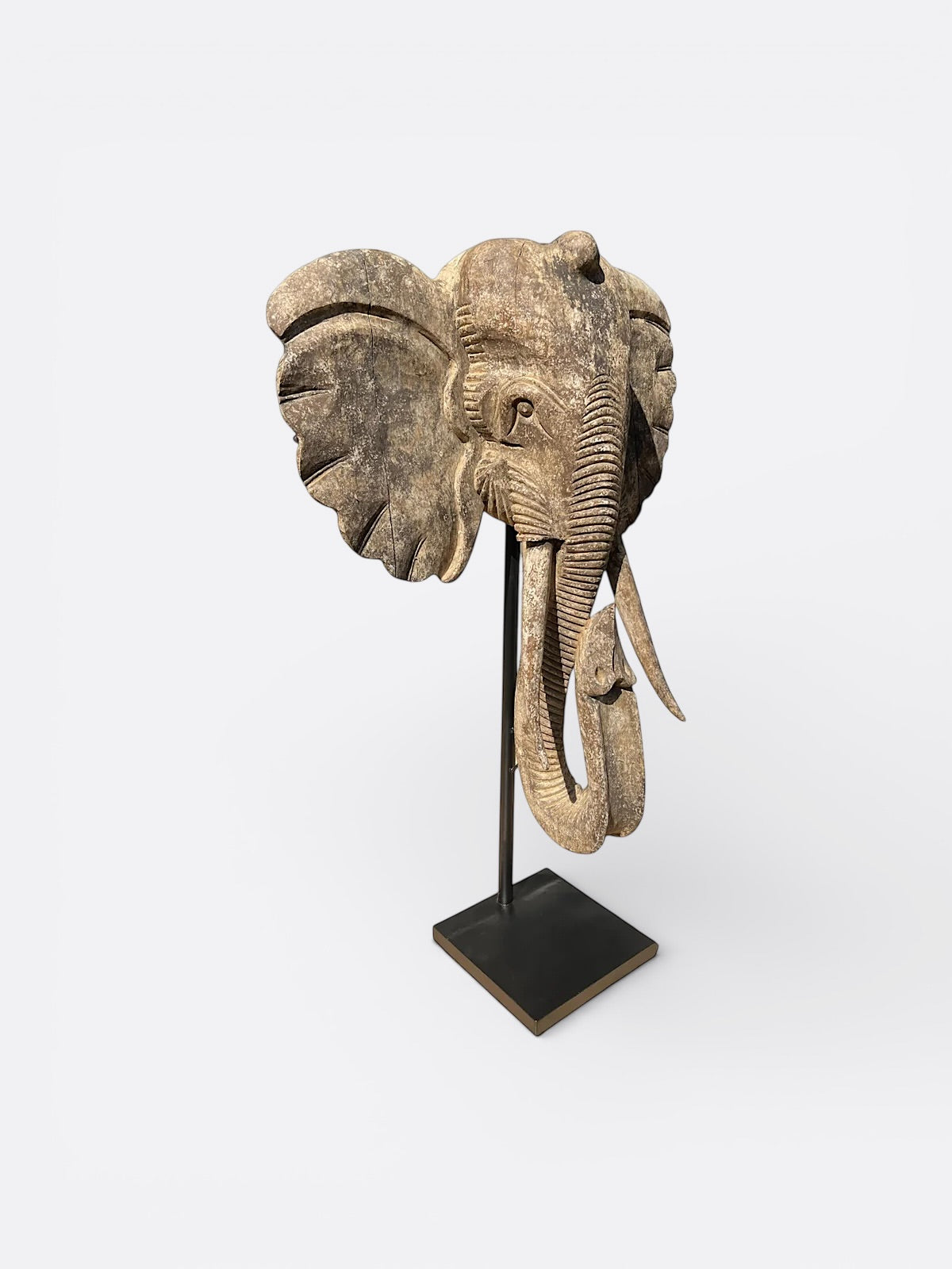 Éléphant décoratif en bois de Suar, sculpture artisanale grand format