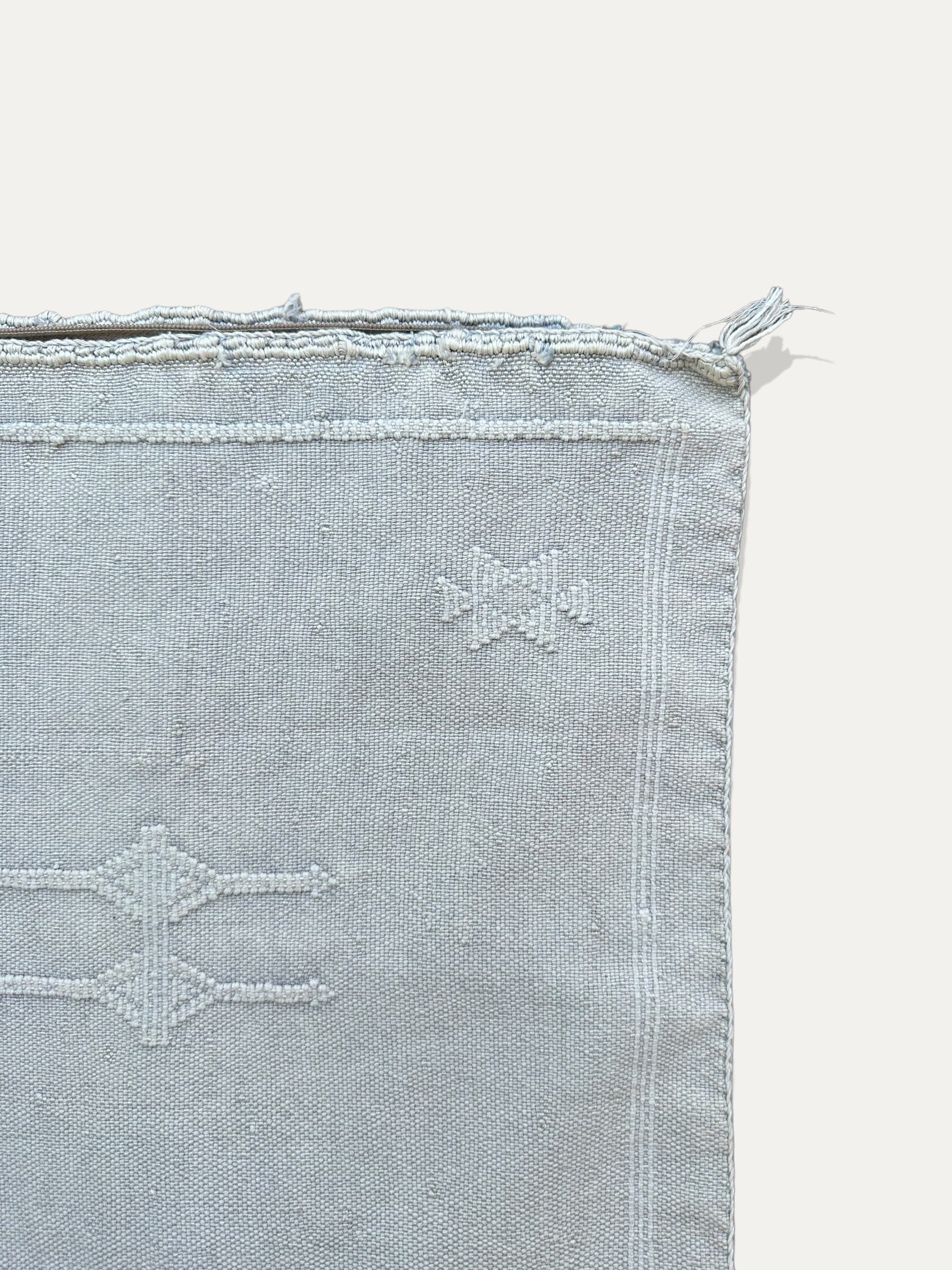 Housse de Coussin écru en soie de cactus - Tamila vase Cokoha