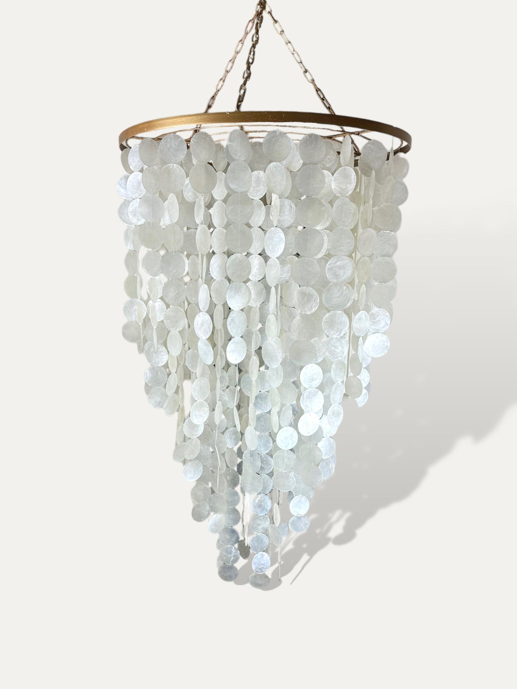 Le lustre en nacre Bali COKOHA