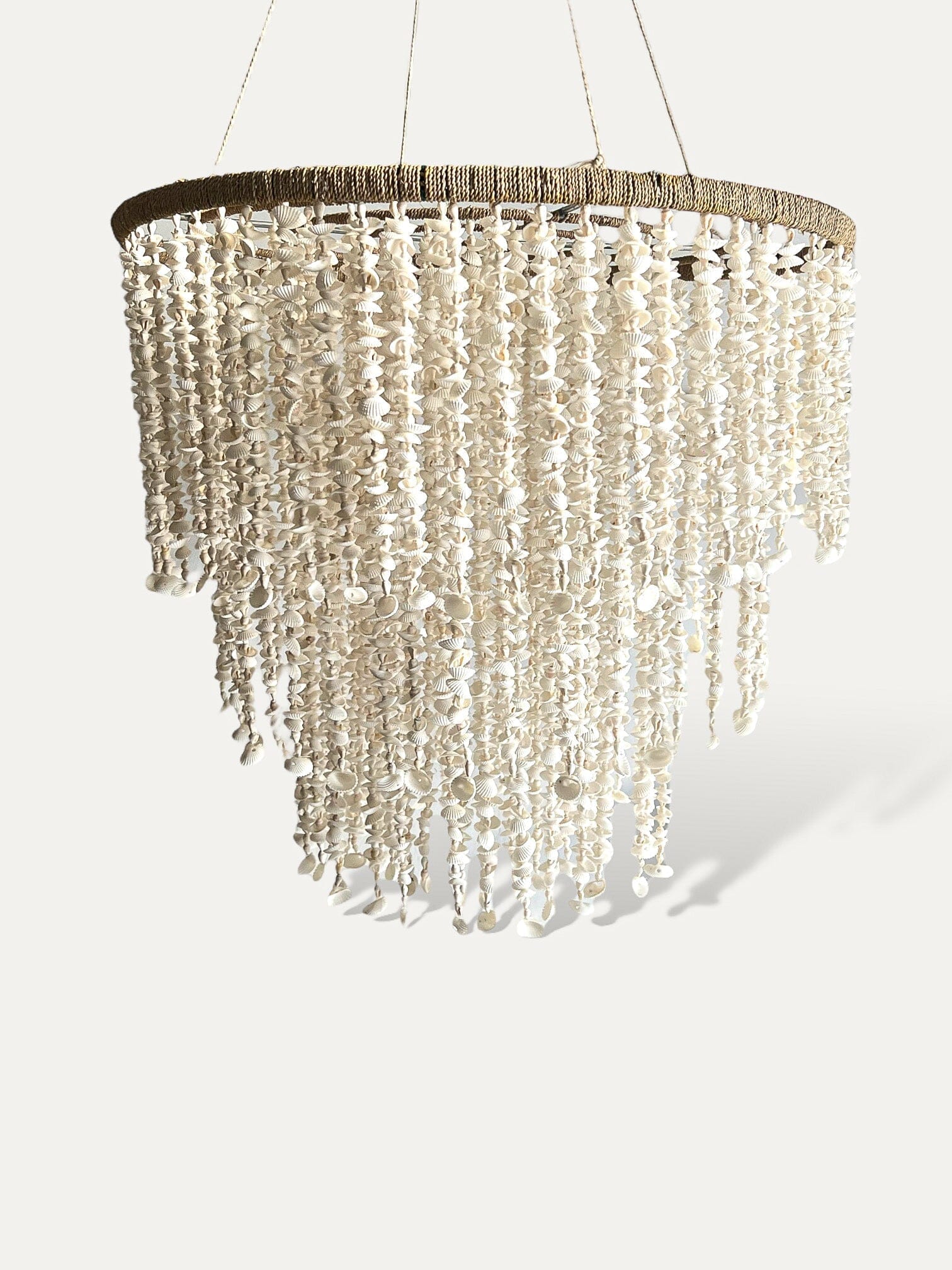 lustre en coquillage Bali - Le lustre cokoha COKOHA