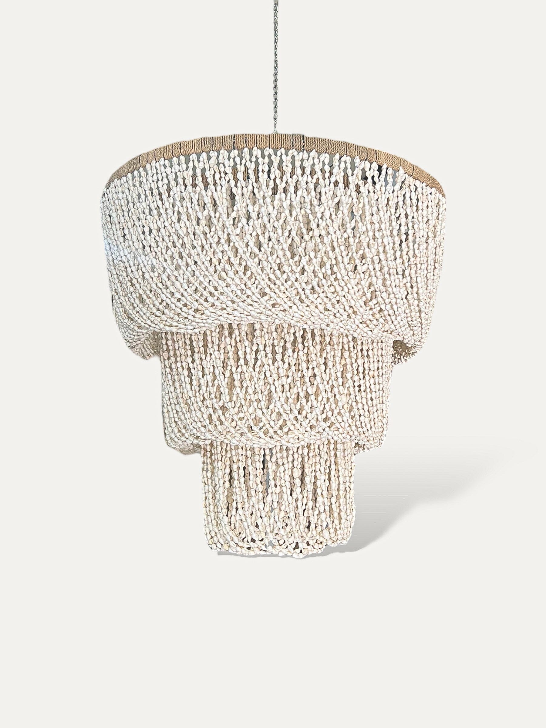 lustre en coquillage Bali - Le lustre Megeng COKOHA