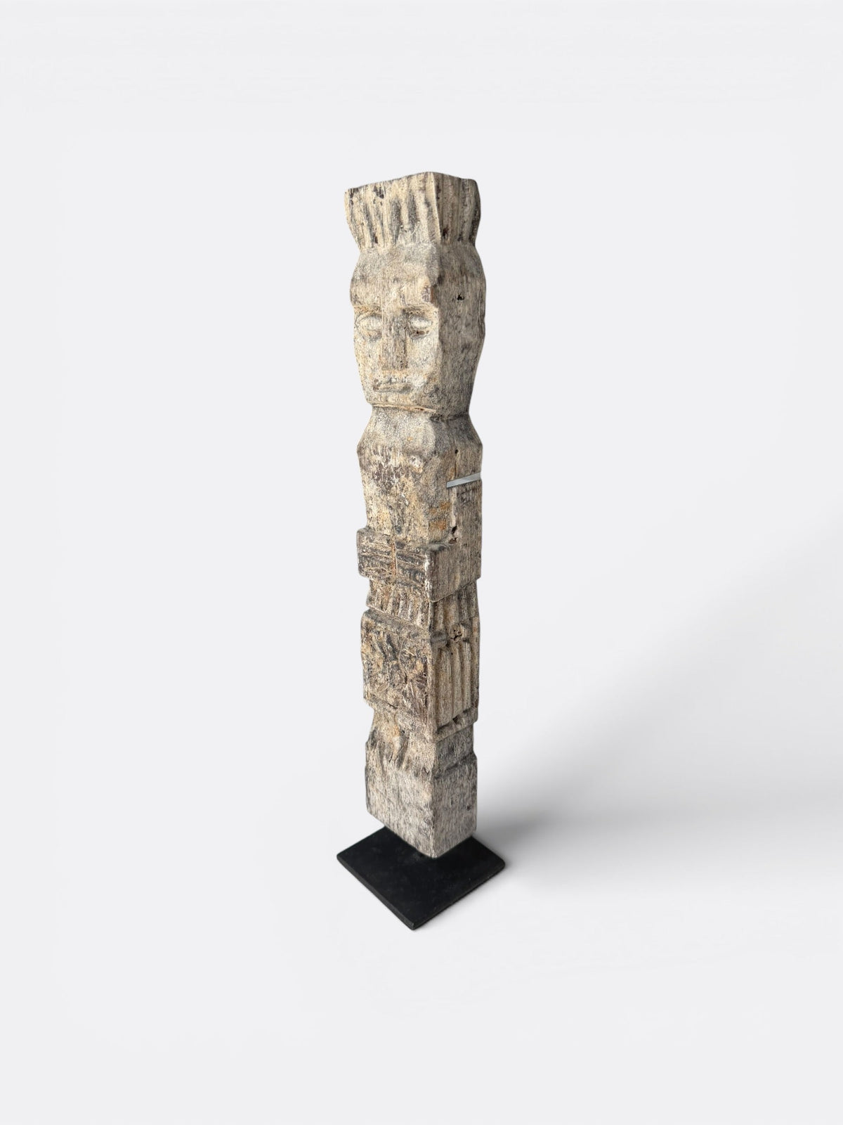 Totem Tilo vu de profil