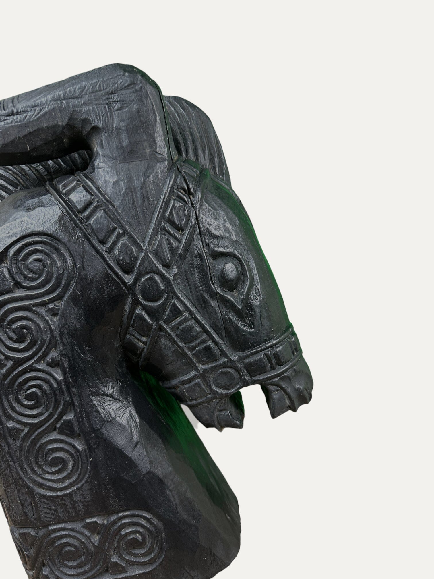 Sculpture d'un buste de cheval - Kuda noir Cokoha