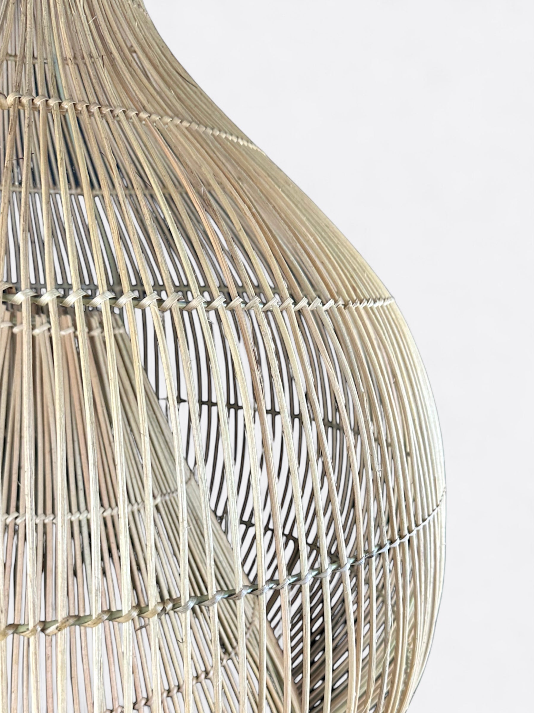 suspension balinaise en rotin - Lueur tropicale