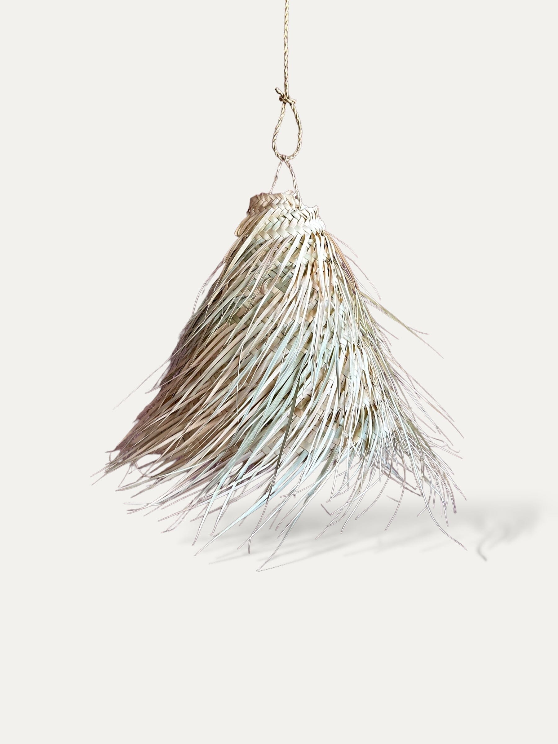 Suspension en feuille de palmier - Abu Cokoha