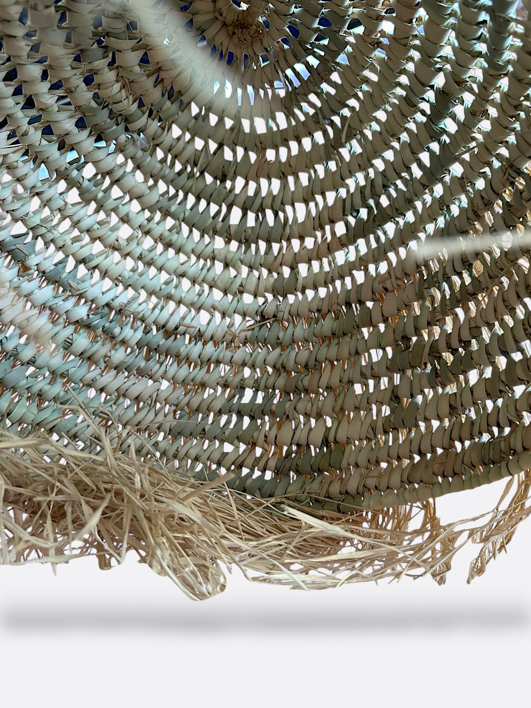 Suspension marocaine en feuilles de palmier et raphia - Salama