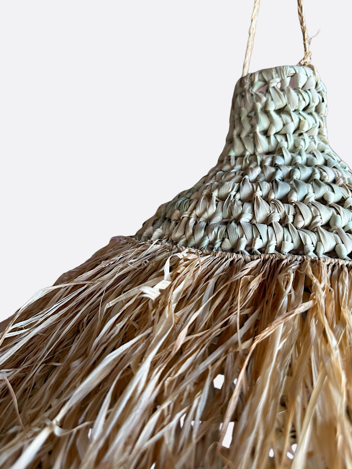 Suspension marocaine en feuille de palmier et raphia - Okana