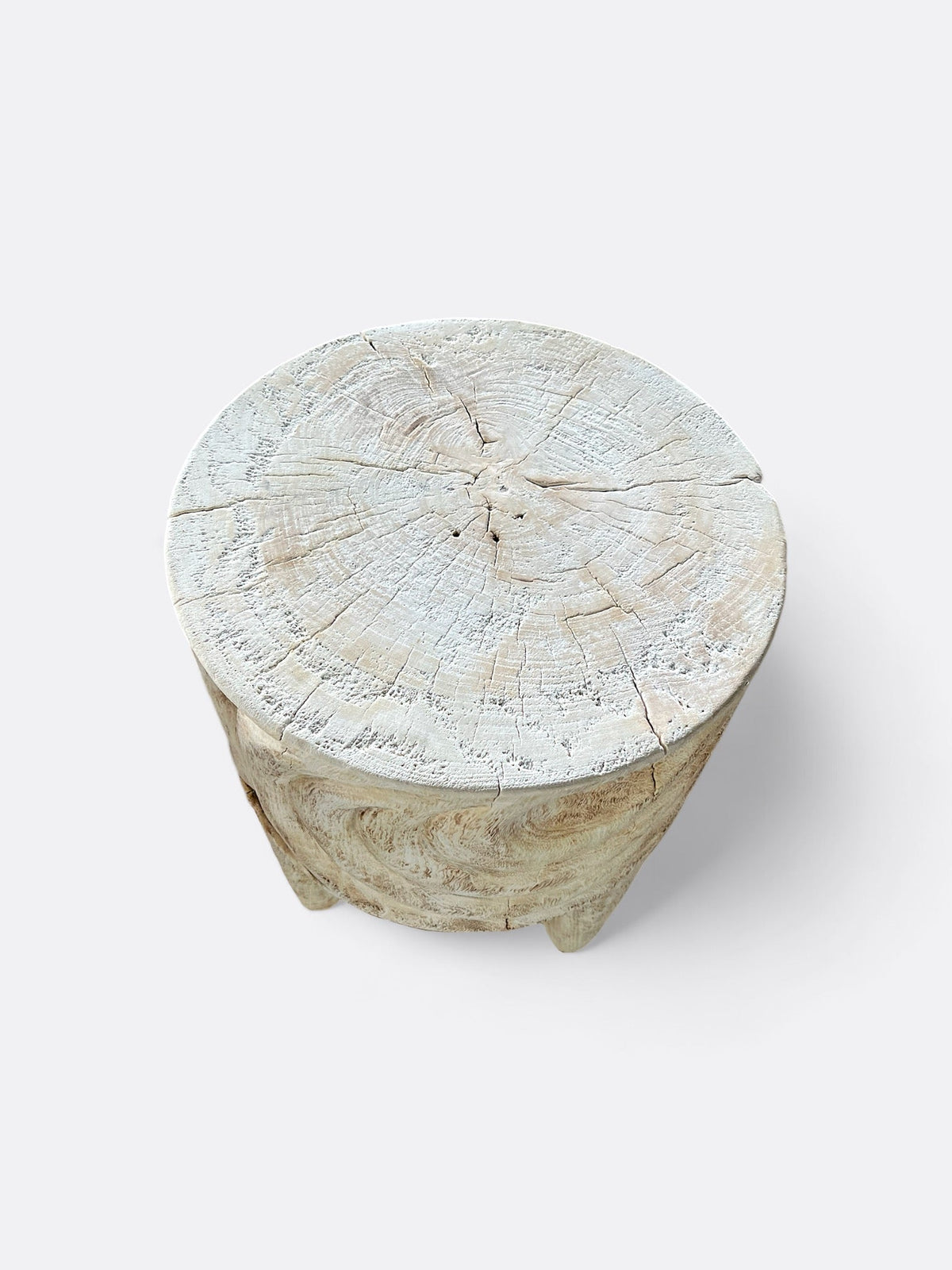 Tabouret Carryh en bois de manguier - vue d'ensemble dans un intérieur