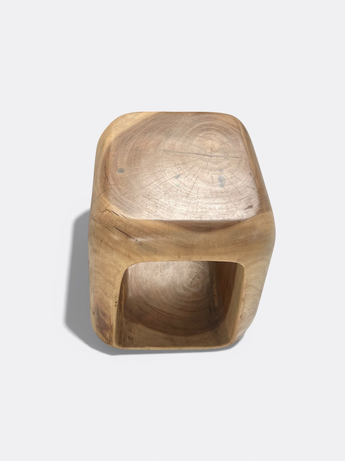 Tabouret Sanai en Suar - vue de côté
