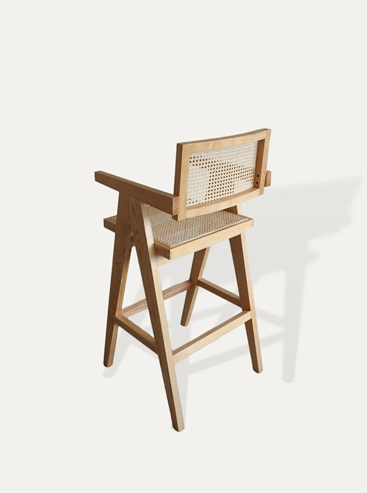 Tabouret haut Sunset en teck - détail du cannage de rotin