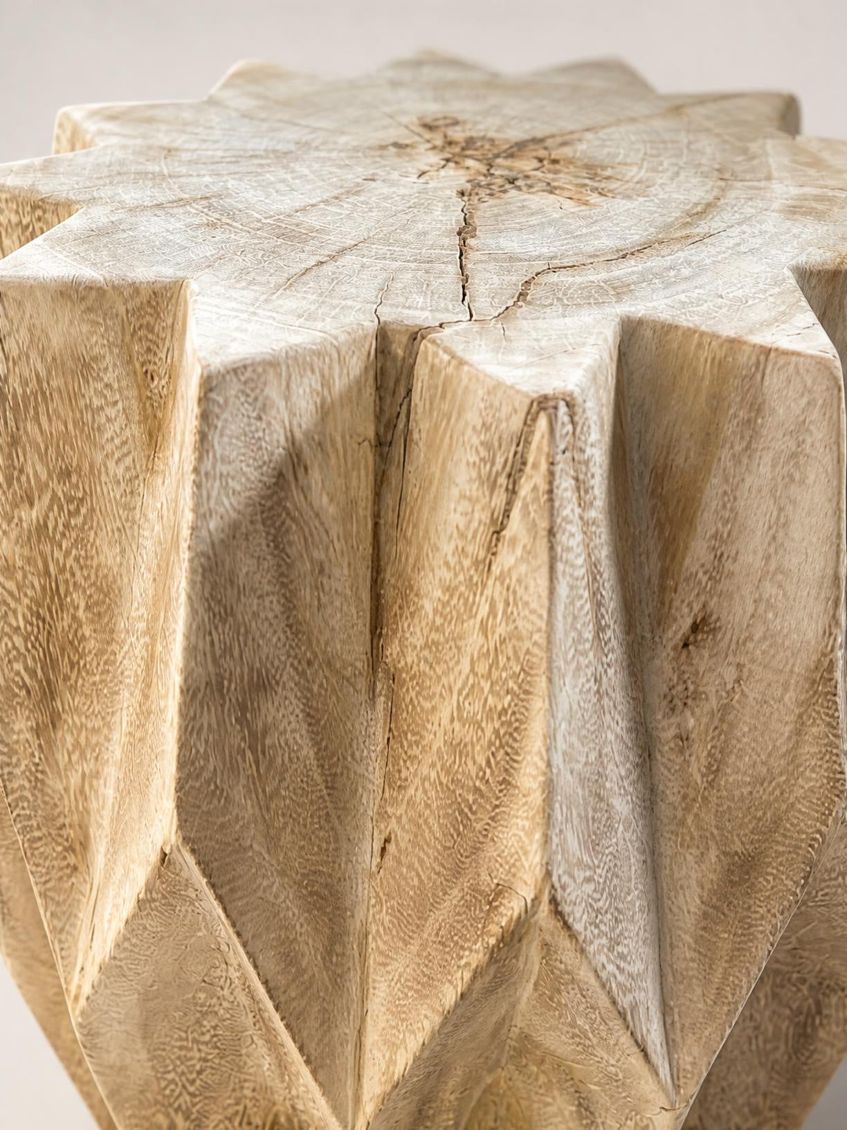 Tabouret en bois de Suar - Imaya