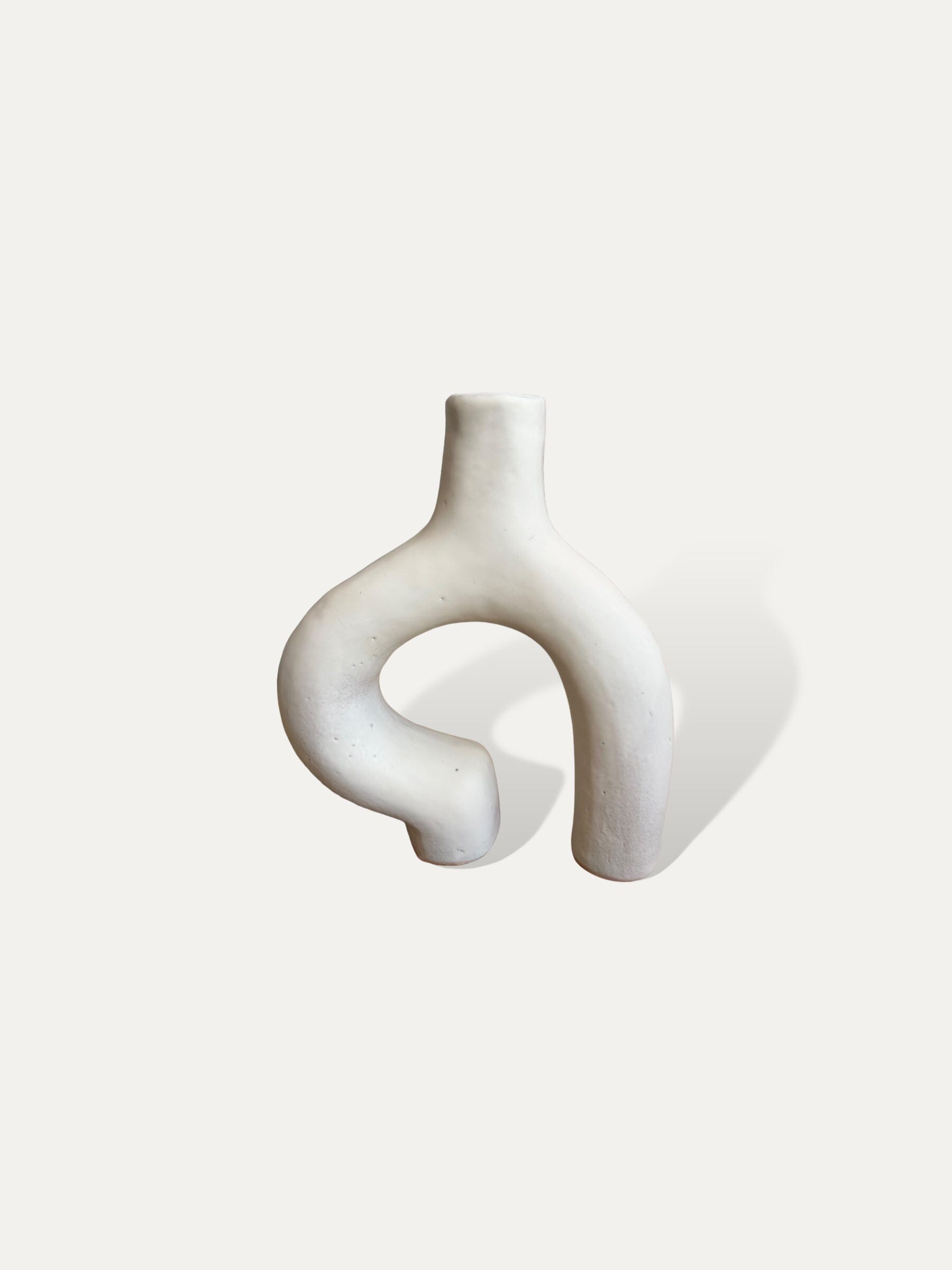 Vase décoratif blanc mat asymétrique - Manelle vase Cokoha