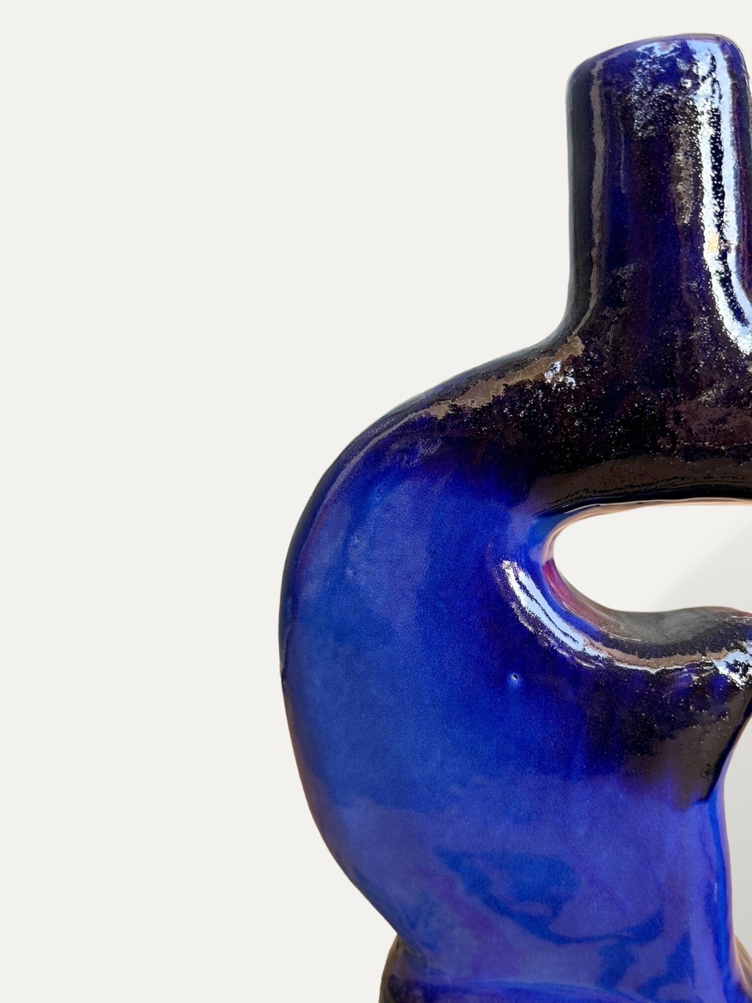 Vase décoratif noir et Bleu Majorelle - Jadali vase Cokoha