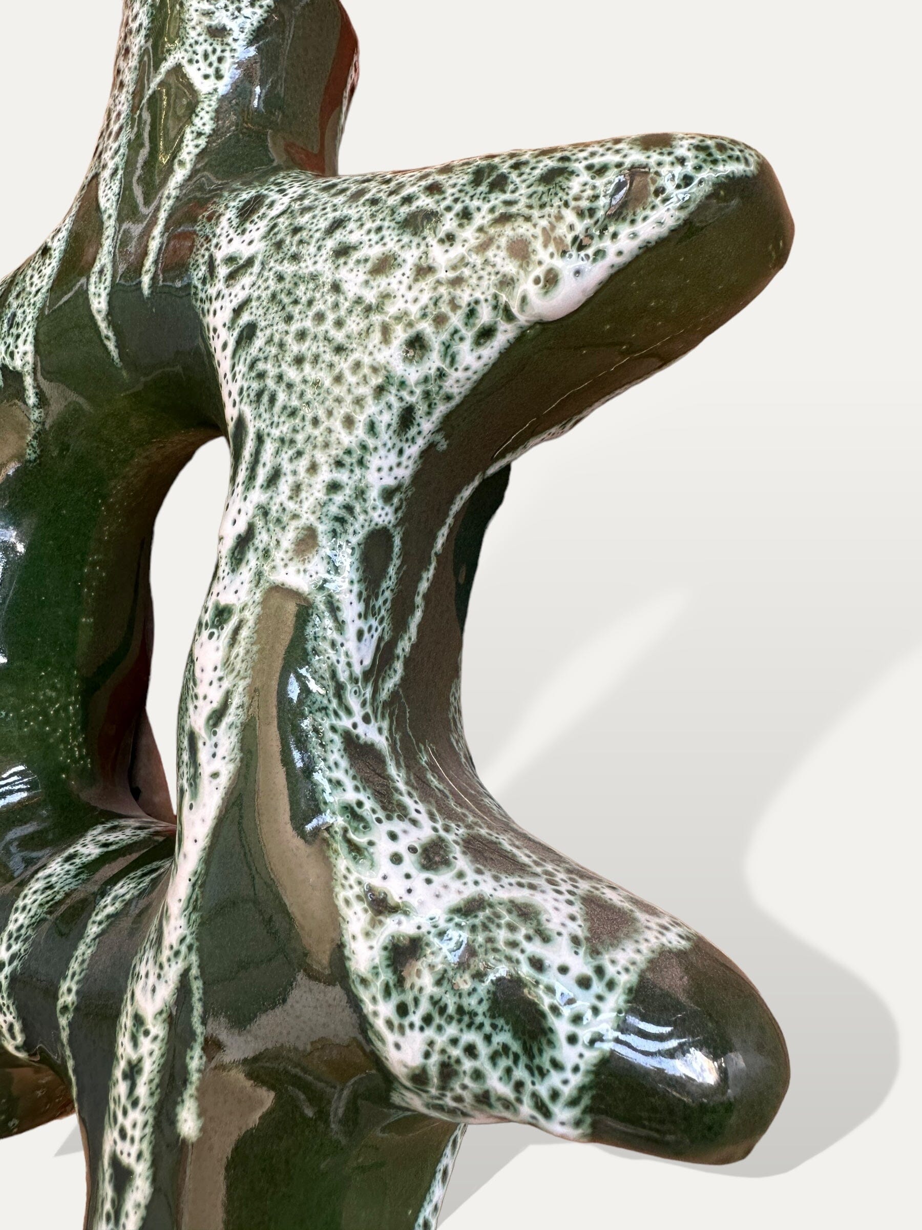 Vase décoratif vert tacheté blanc - Alcazar vase Cokoha