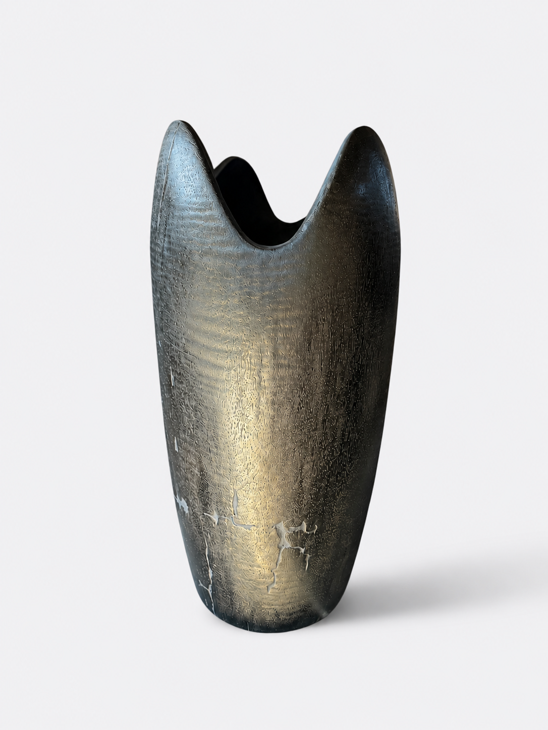 Pot sculpté Jep au col fluide, vue d'ensemble