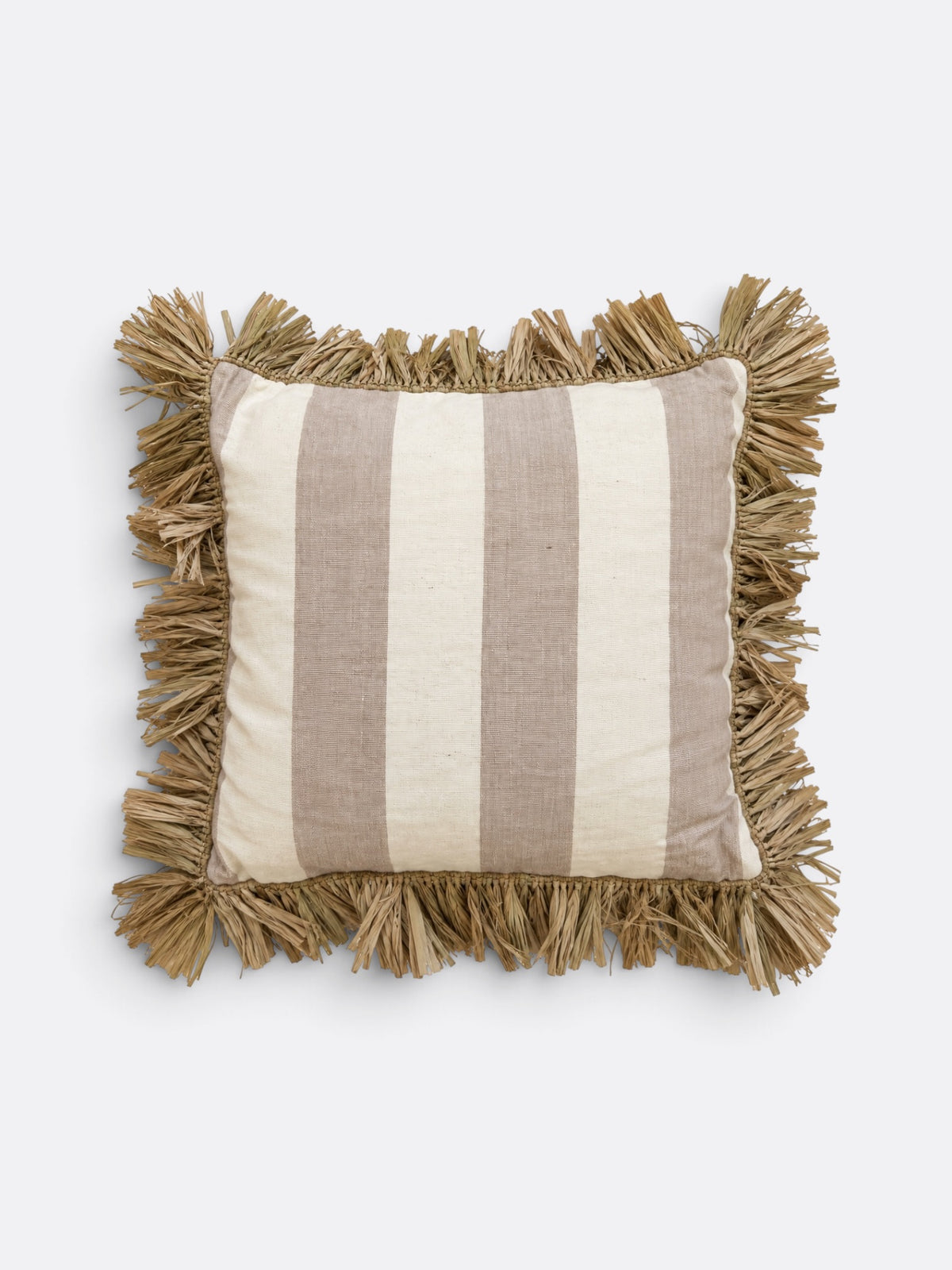 Coussin carré balinais 50x50 en coton blanc écru et violet à franges de raphia