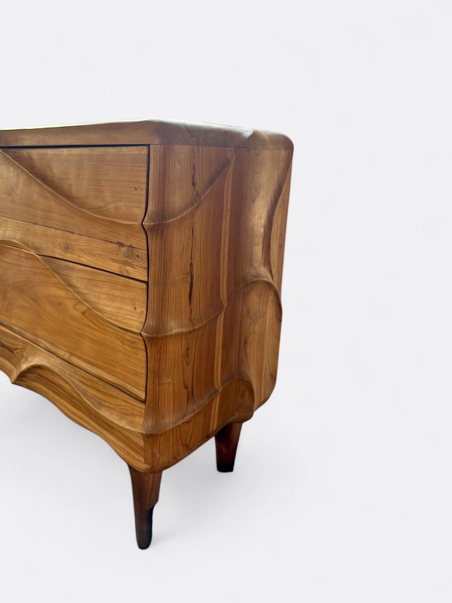 Commode en Bois de Teck sculpté - Berseri