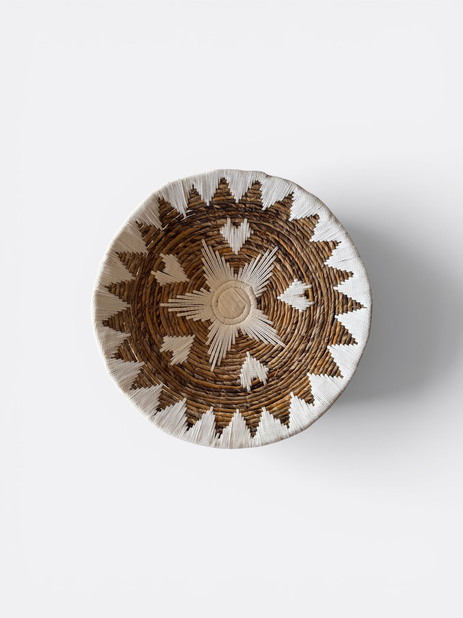 Set de 3 assiettes murales en bananier et macramé