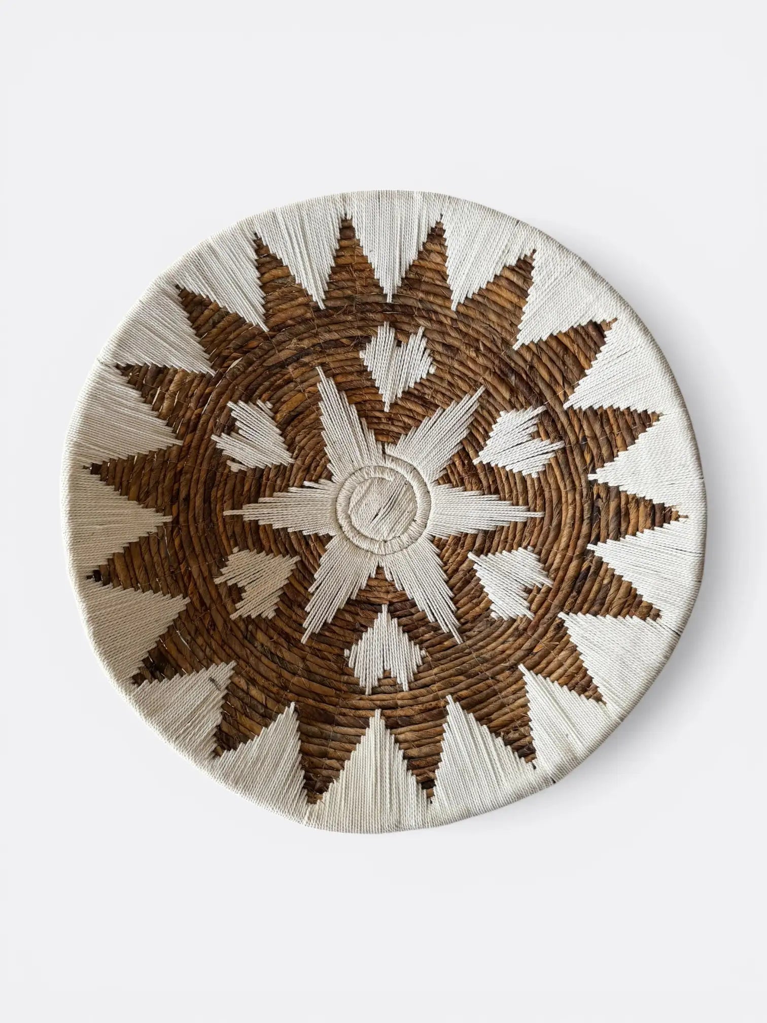 Set de 3 assiettes murales en bananier et macramé