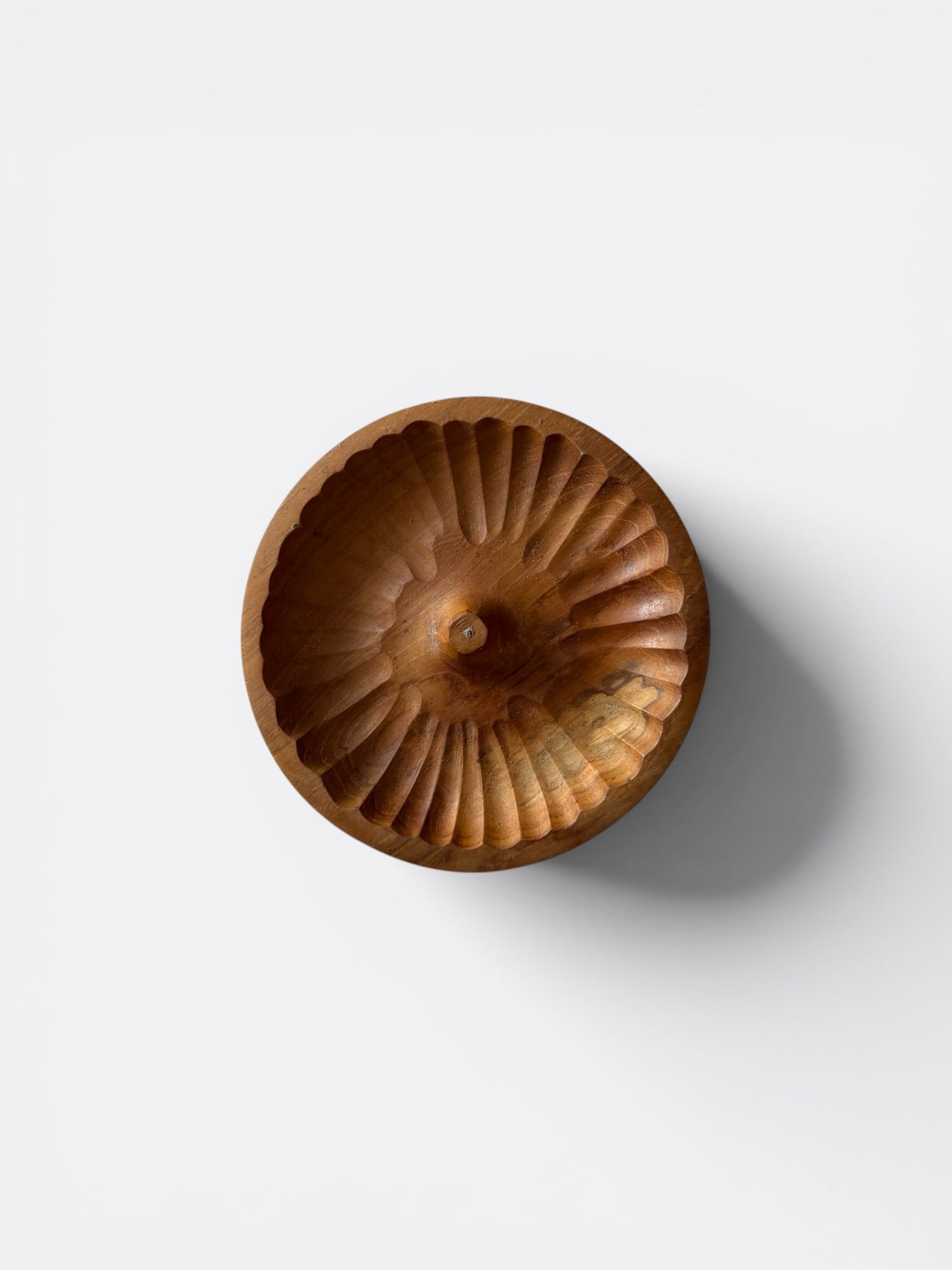 Porte-encens en bois de teck artisanal – Liong