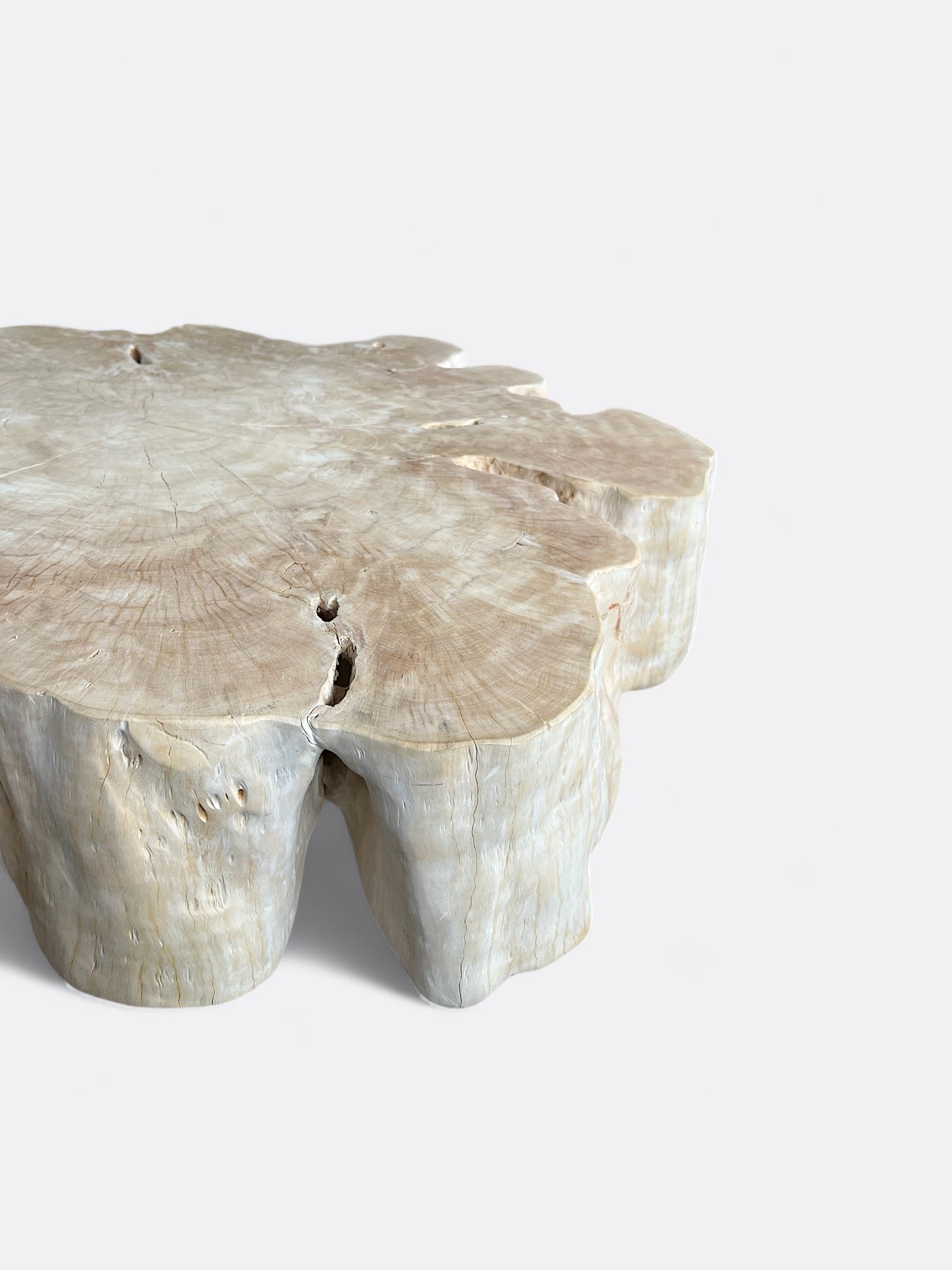 Table basse blanche en Bois de Litchi - Padang