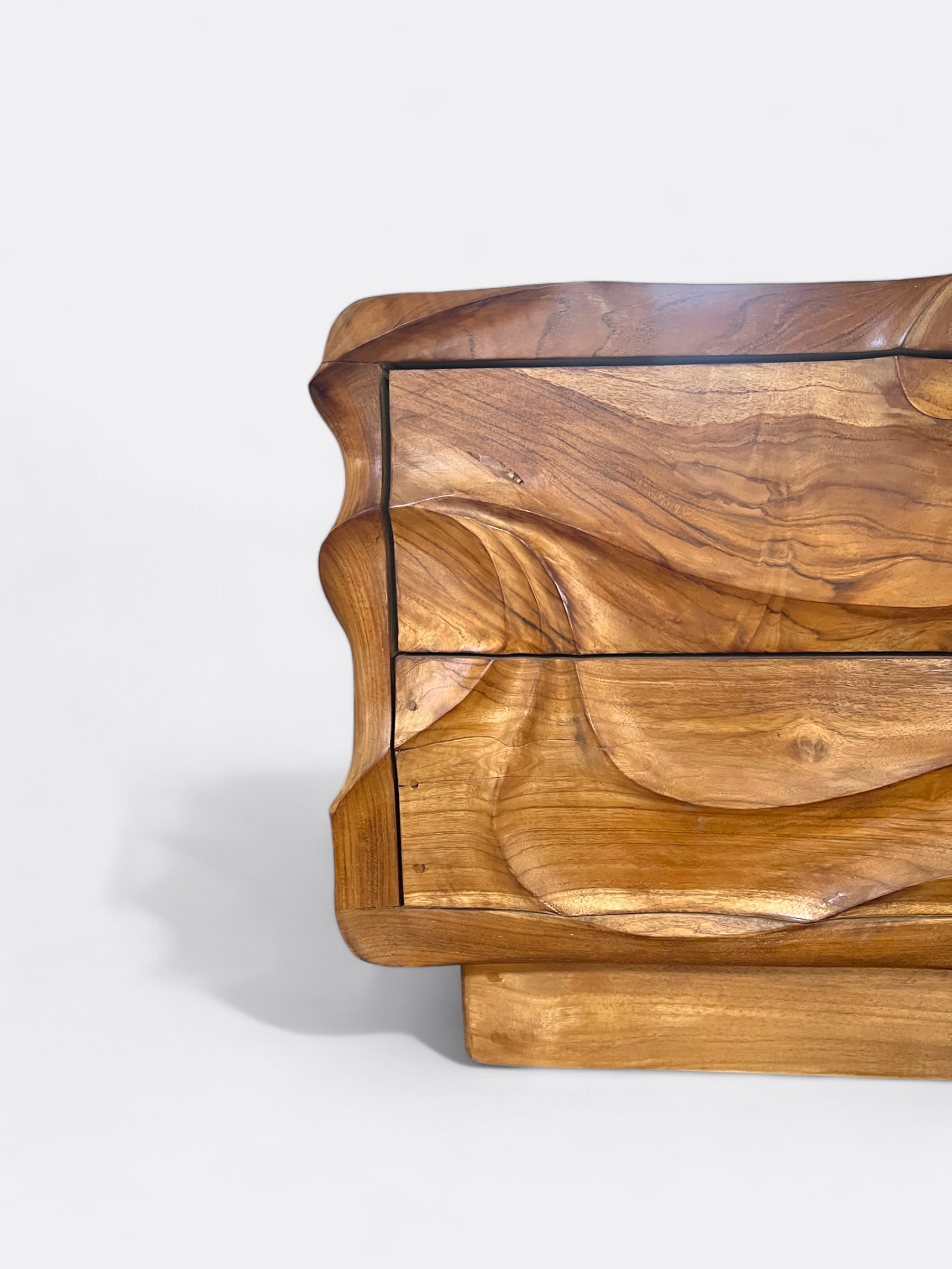 Commode en Bois de Teck sculpté - Berseri