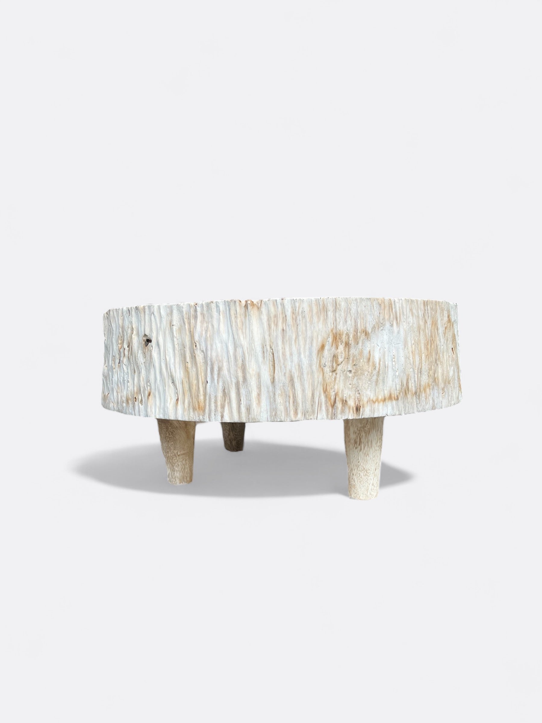 Table basse blanche en Bois de manguier sculpté - Melati