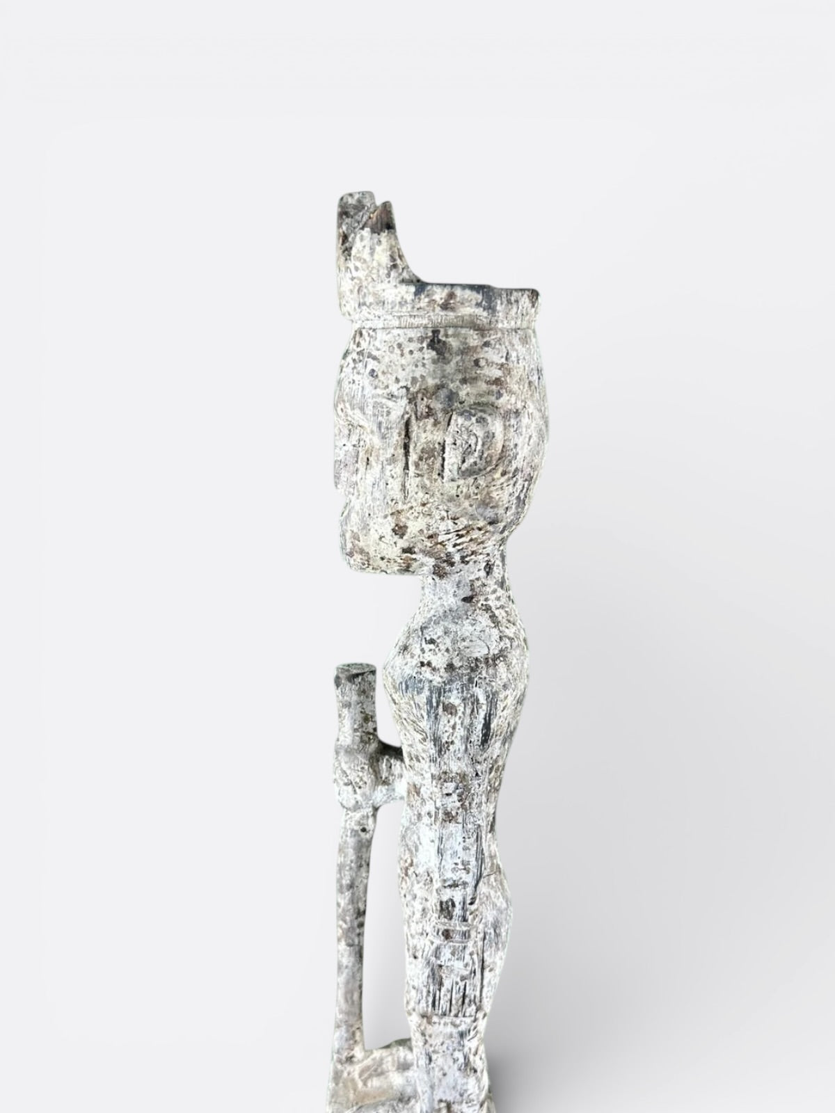 Totem sculpté en bois de Suar – Raja tongkat