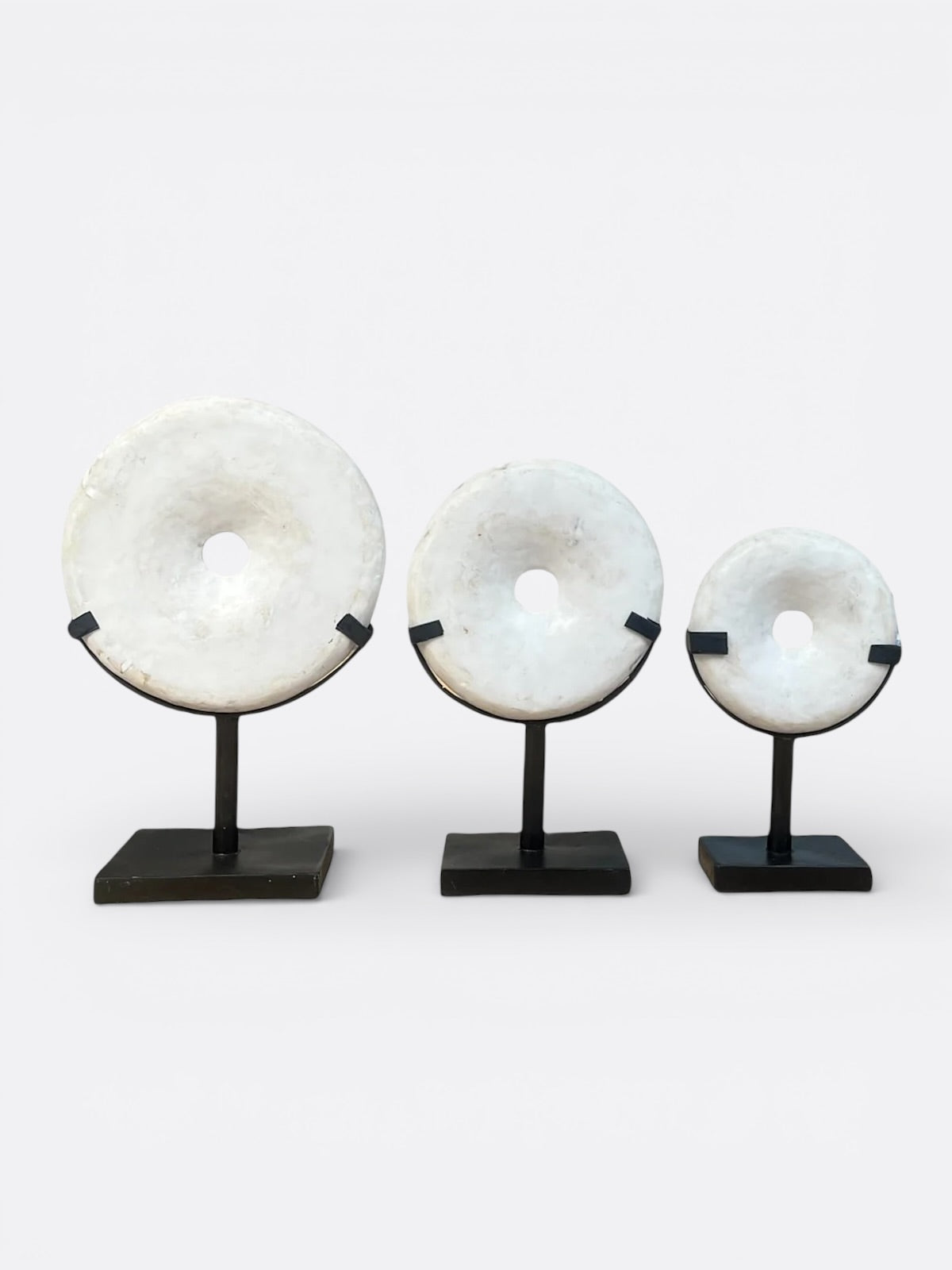 Pièce décorative en corail brut façonné, design naturel et épuré