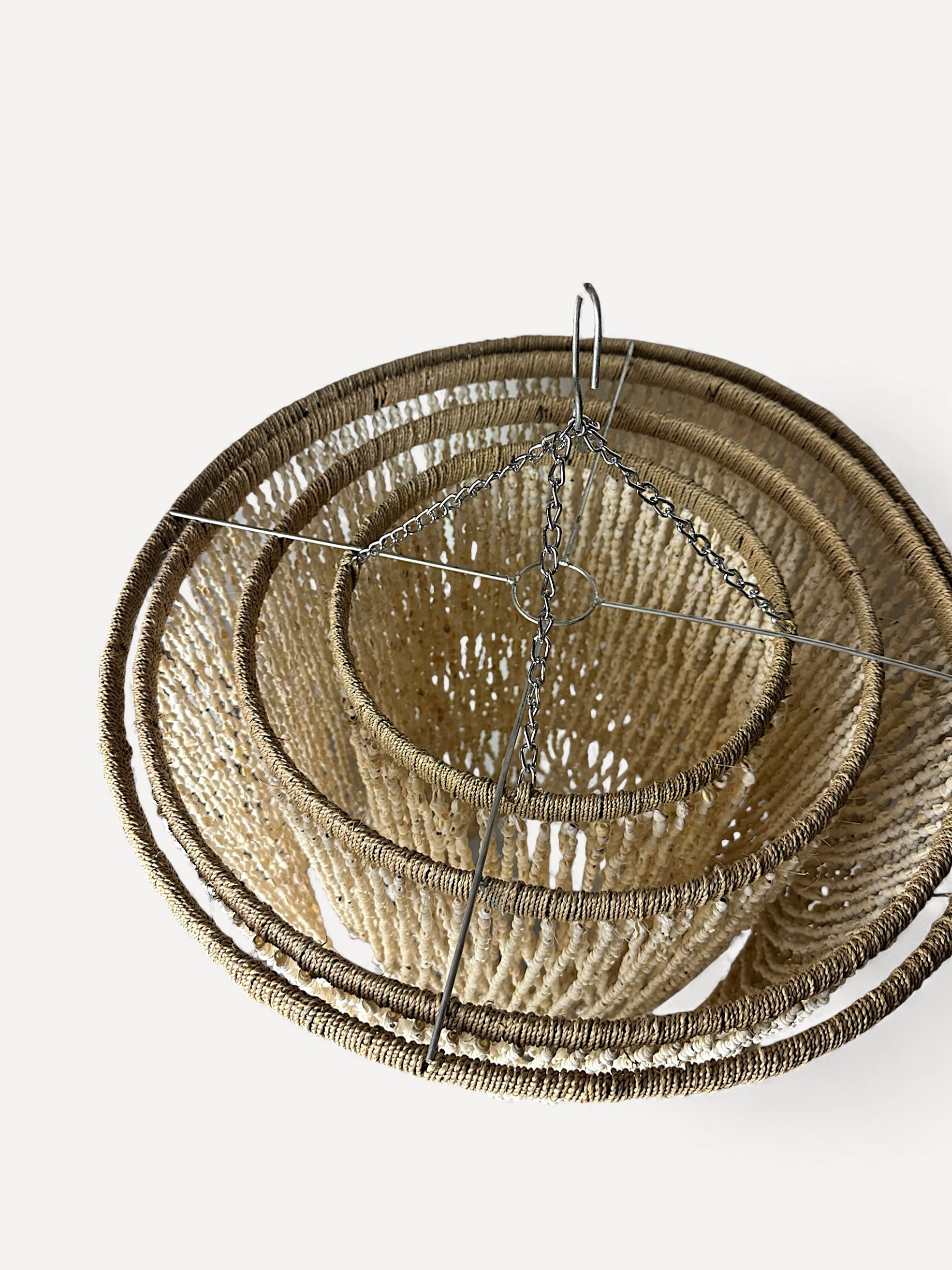 lustre en coquillage Bali - Le lustre Ariel