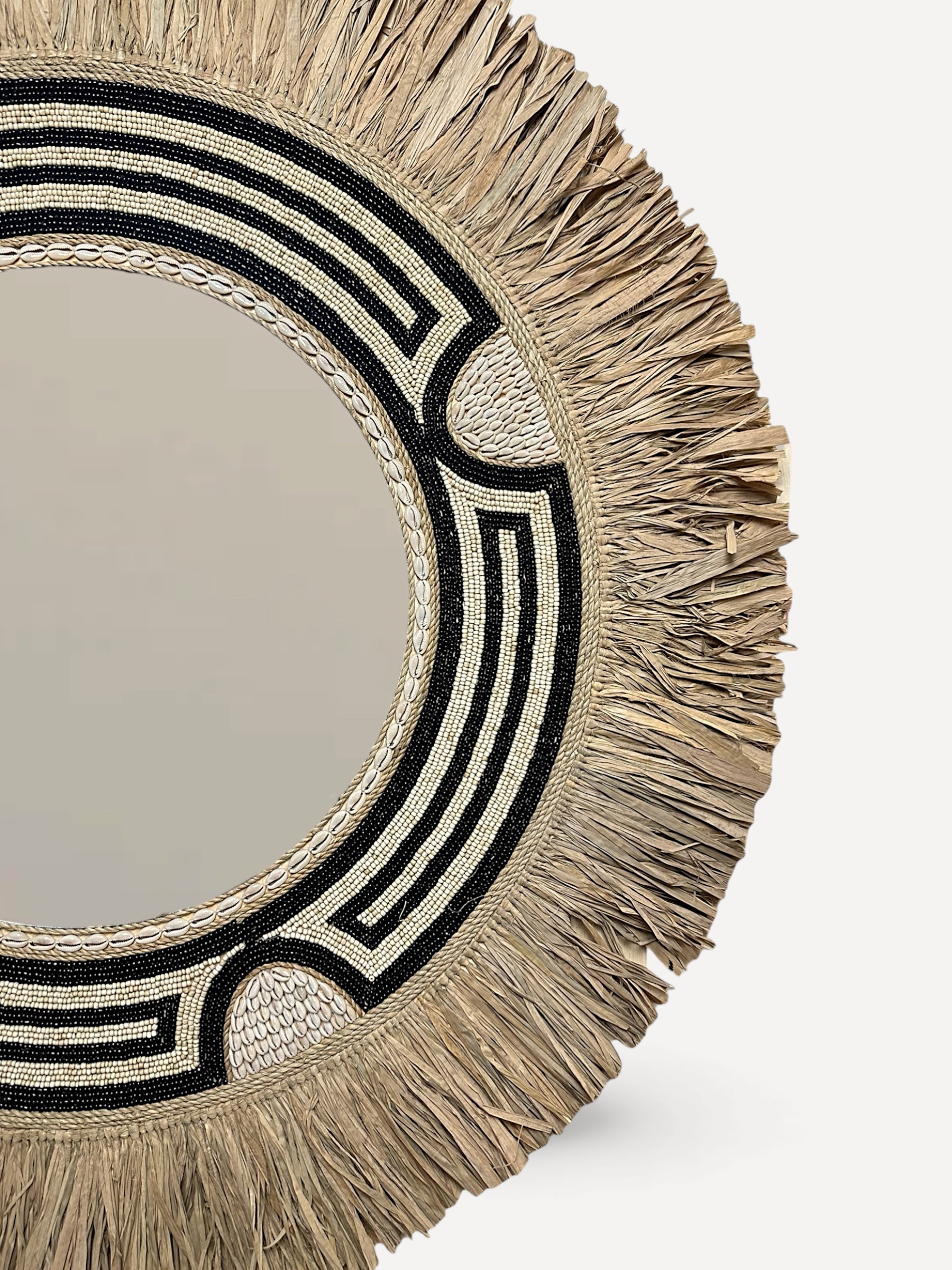 miroir balinais en perle - Grâce Crème