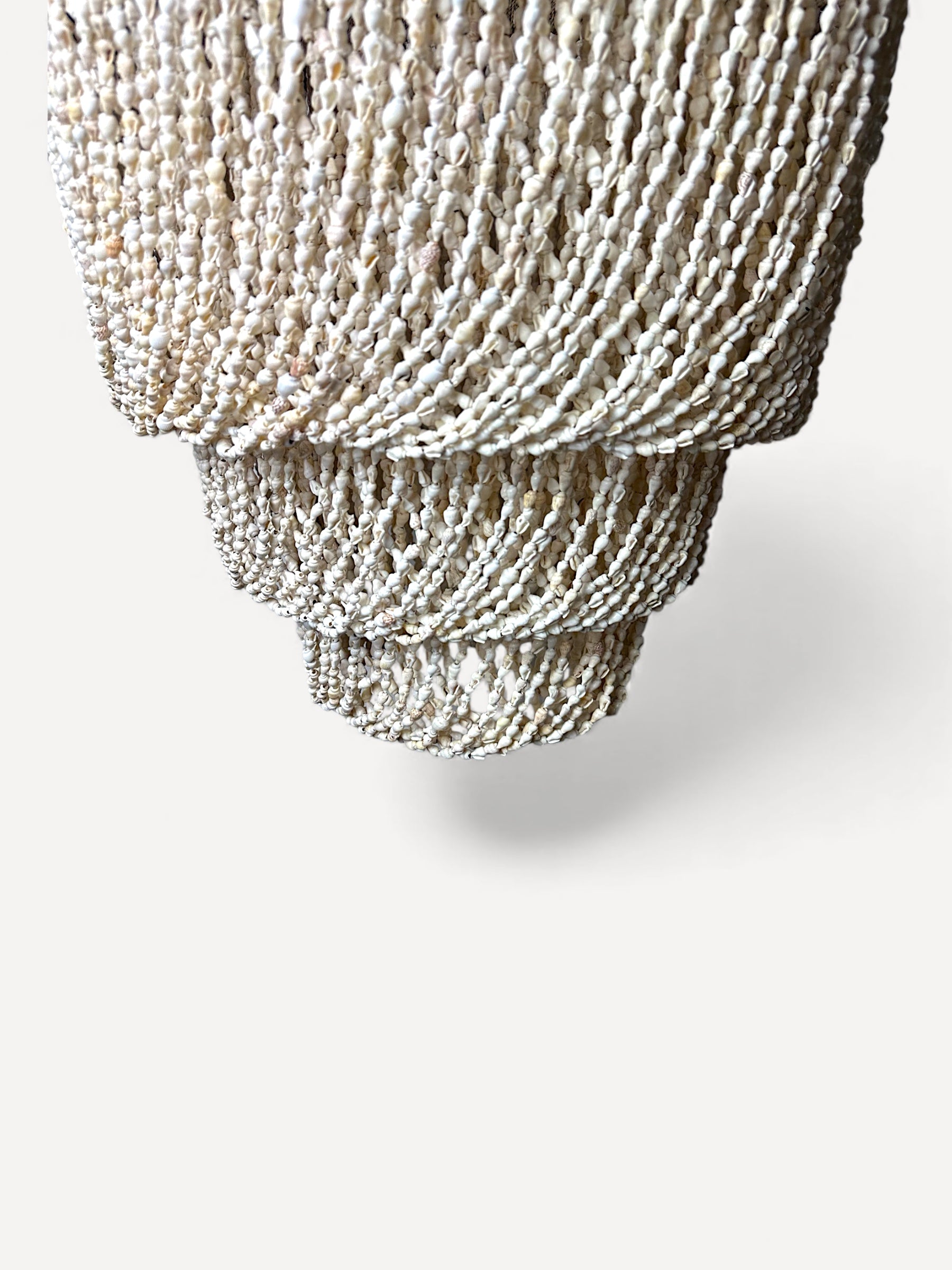 lustre en coquillage Bali - Le lustre Ariel