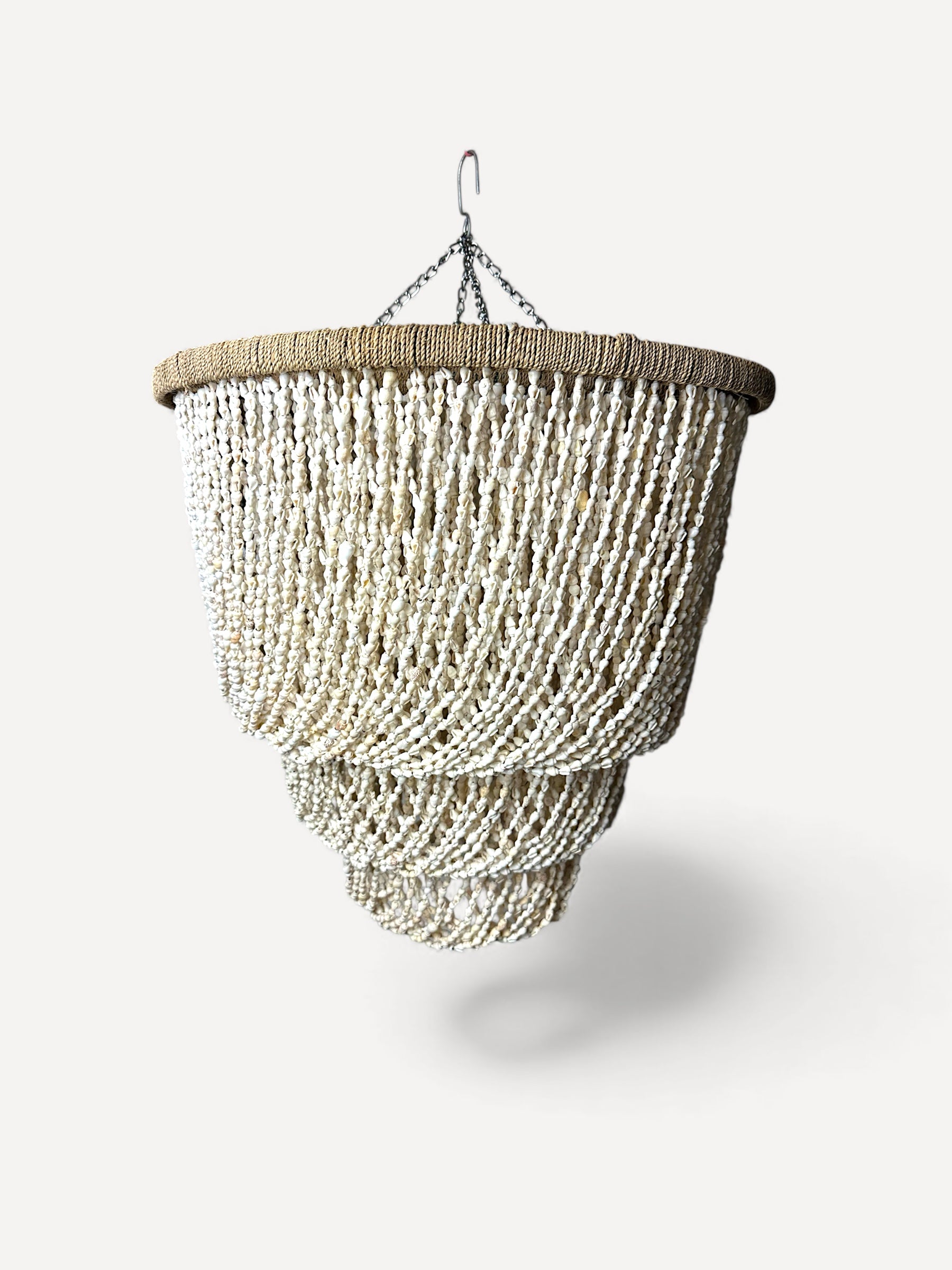 lustre en coquillage Bali - Le lustre Ariel