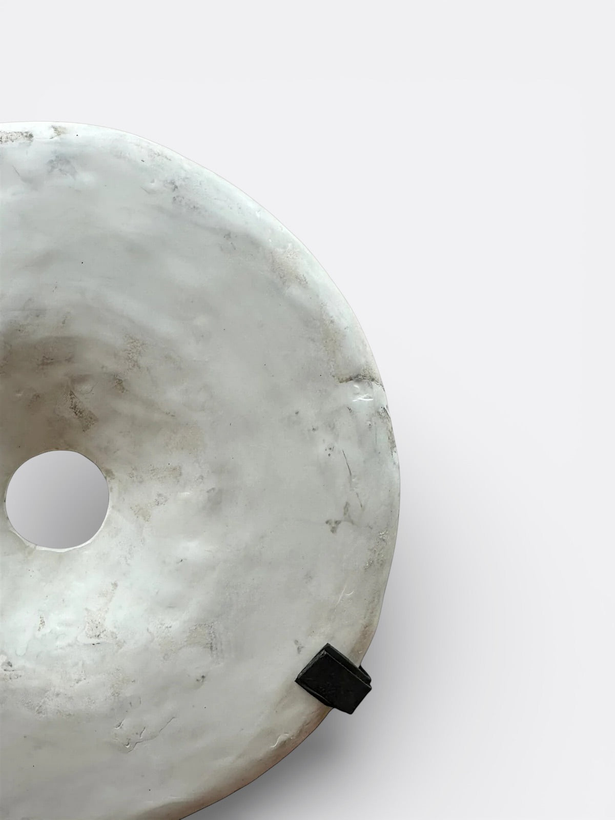 Grande sculpture en corail sur socle métal – Coraya Blanc XL