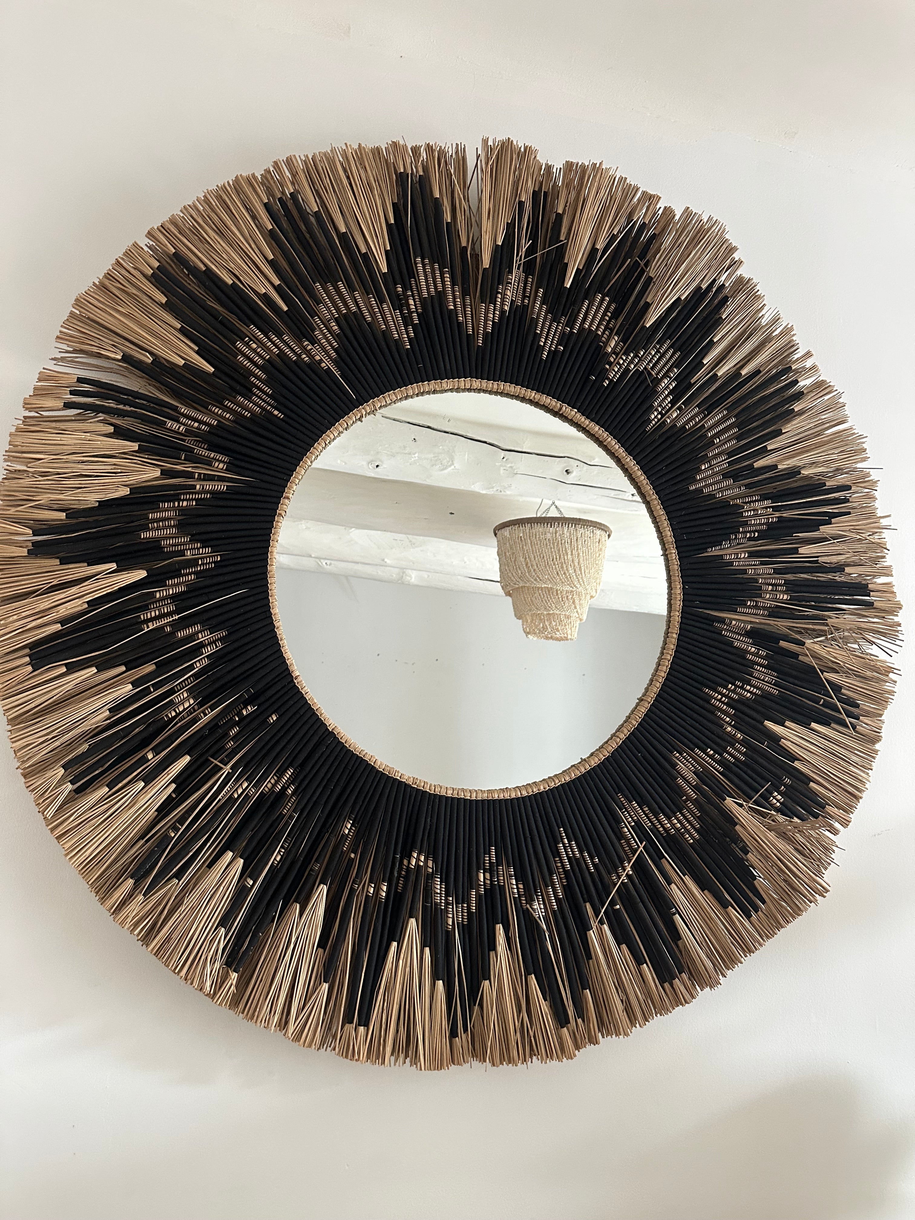 Grand miroir rond artisanal en roseau – Rahayu