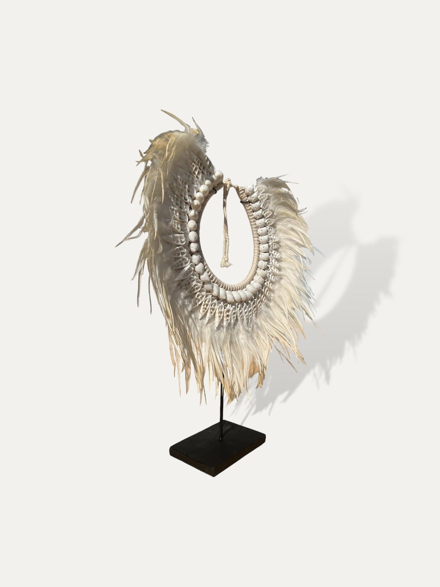 Collier en plumes et coquillages - Glory Cokoha 