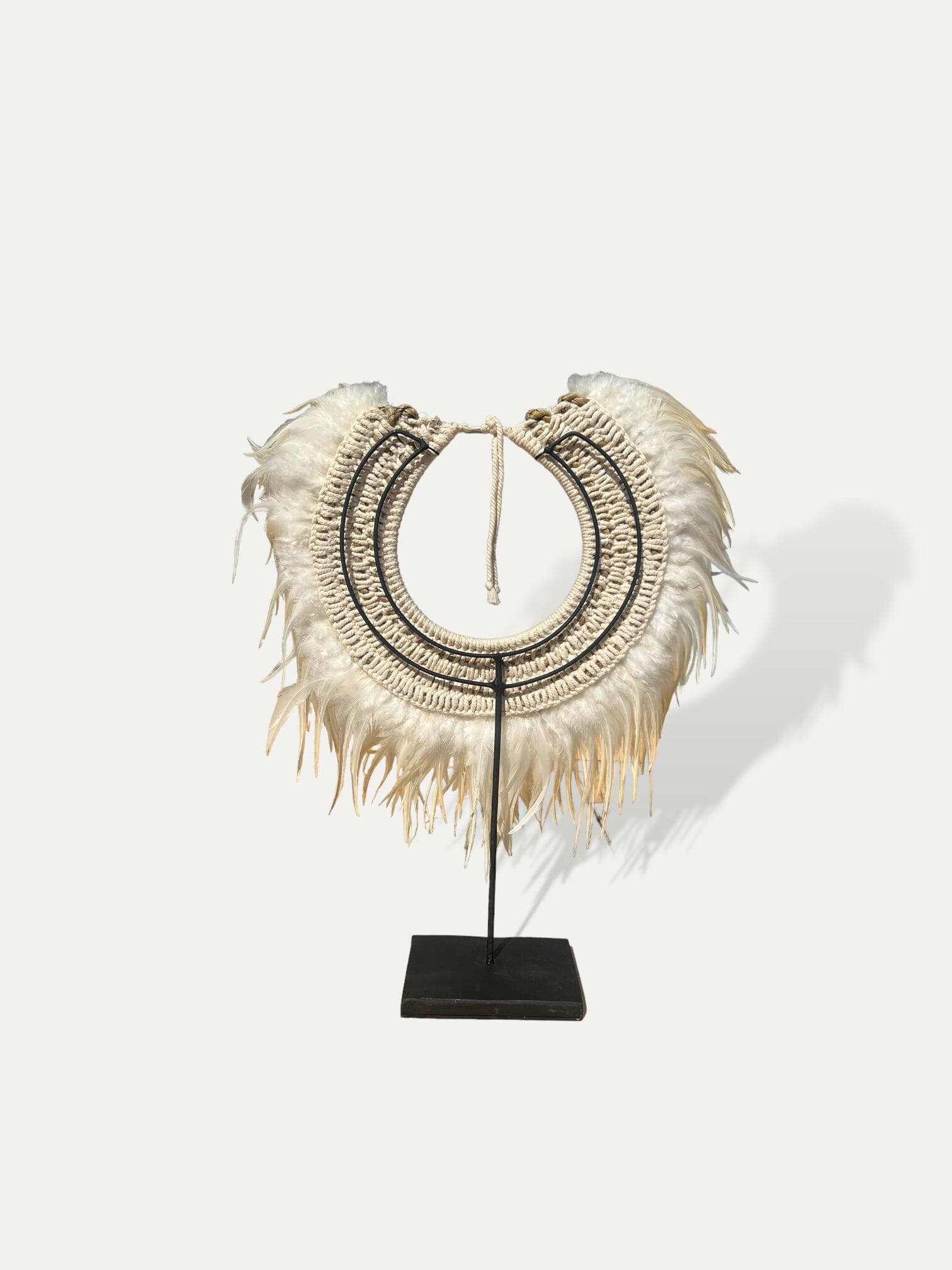 Collier en plumes et coquillages - Glory Cokoha 