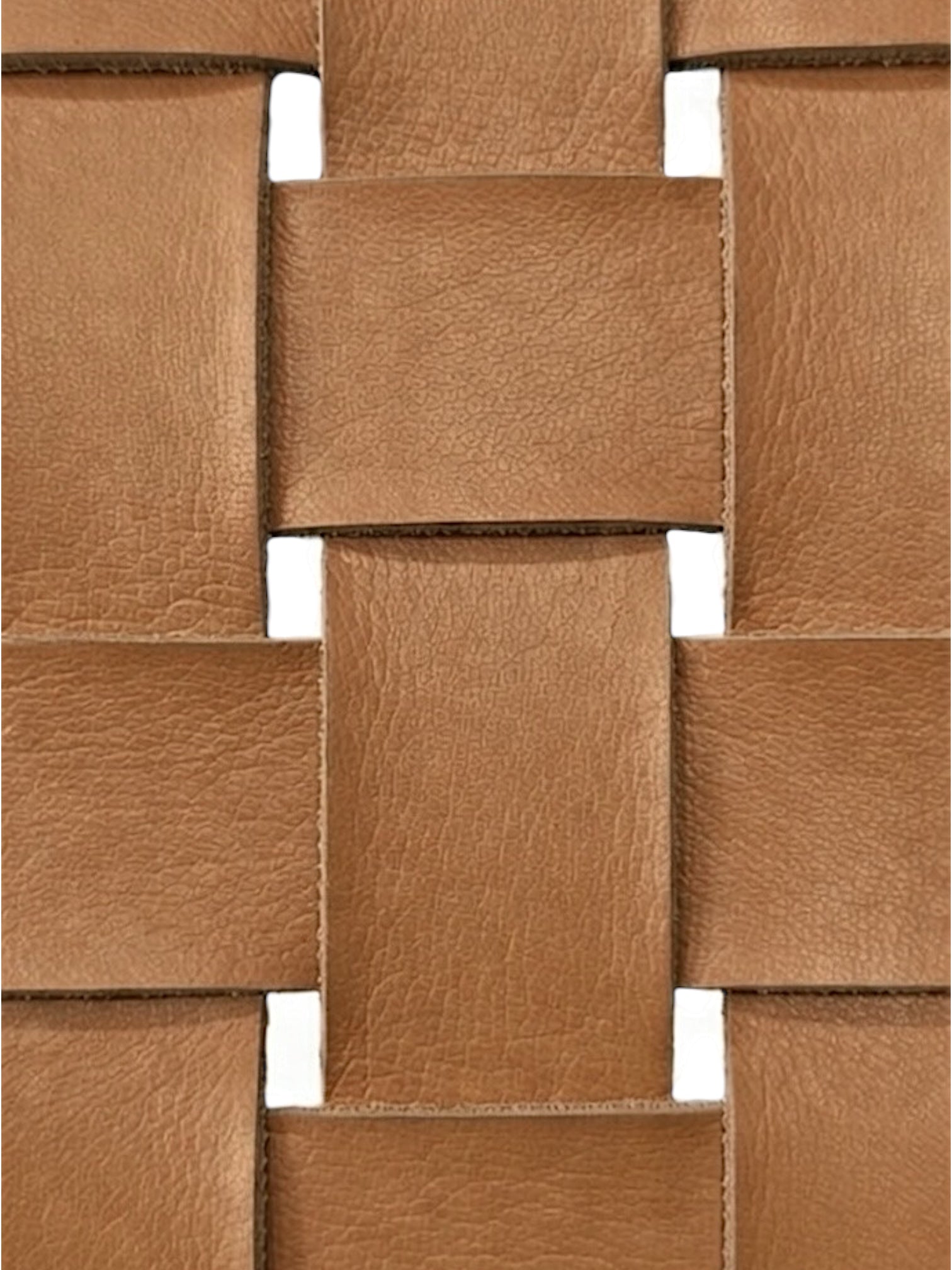 Chaise basse en teck et cuir tressé — Sina moka