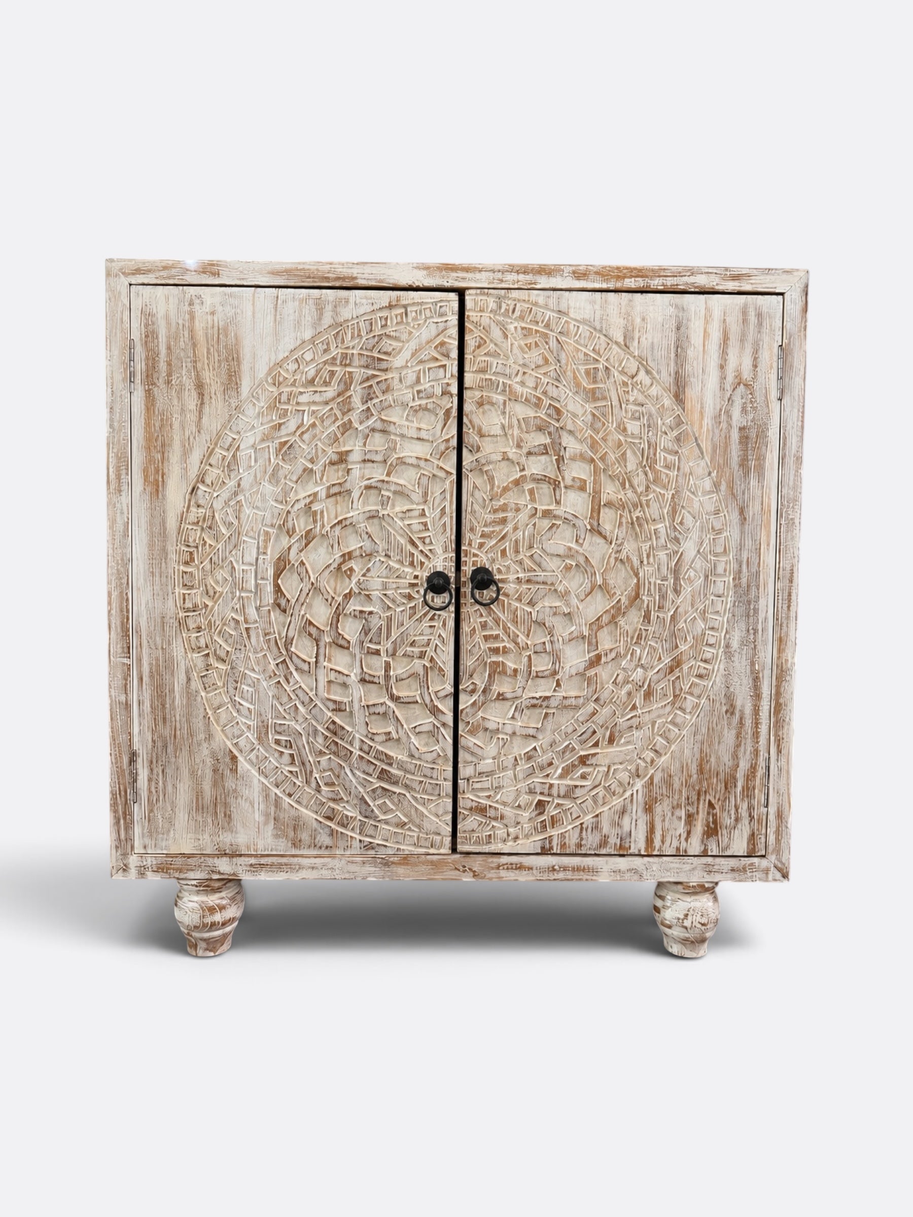 Petit buffet artisanal en teck sculpté – Amélys